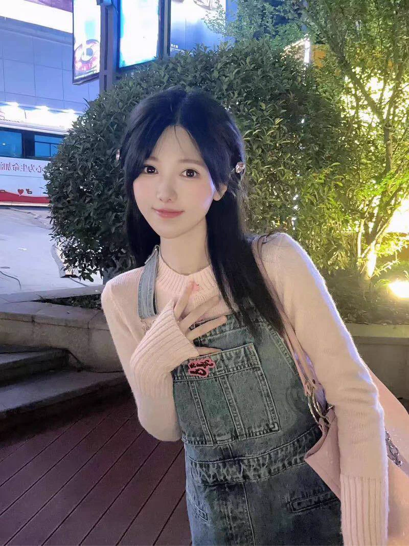 #上海 身高/168cm 年龄/05年体重/90斤    胸围/c杯本人大一在校生.平常爱好表演/弹奏/看书/漫画.参加过一些选美比赛/弹奏类比赛/书法比赛/网络剧拍摄等（弹奏类比赛获得过服务季军）🛰️：niuniucos05🐧：97585594看照门槛🚪100（永久有效）备注zfb口令🧧添加➕✈️：https://t.co/qSLRVay96O https://t.co/qetXFpktqU