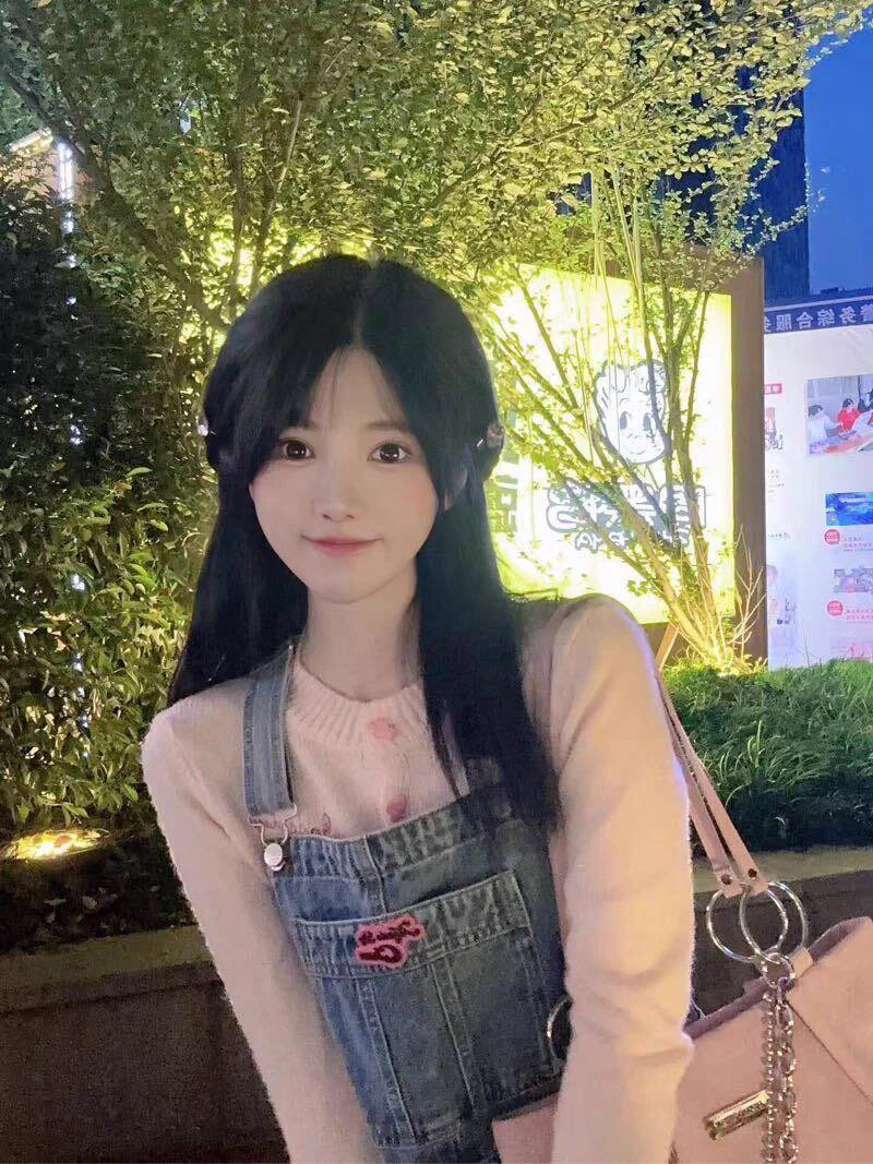 #上海 身高/168cm 年龄/05年体重/90斤    胸围/c杯本人大一在校生.平常爱好表演/弹奏/看书/漫画.参加过一些选美比赛/弹奏类比赛/书法比赛/网络剧拍摄等（弹奏类比赛获得过服务季军）🛰️：niuniucos05🐧：97585594看照门槛🚪100（永久有效）备注zfb口令🧧添加➕✈️：https://t.co/qSLRVay96O https://t.co/qetXFpktqU
