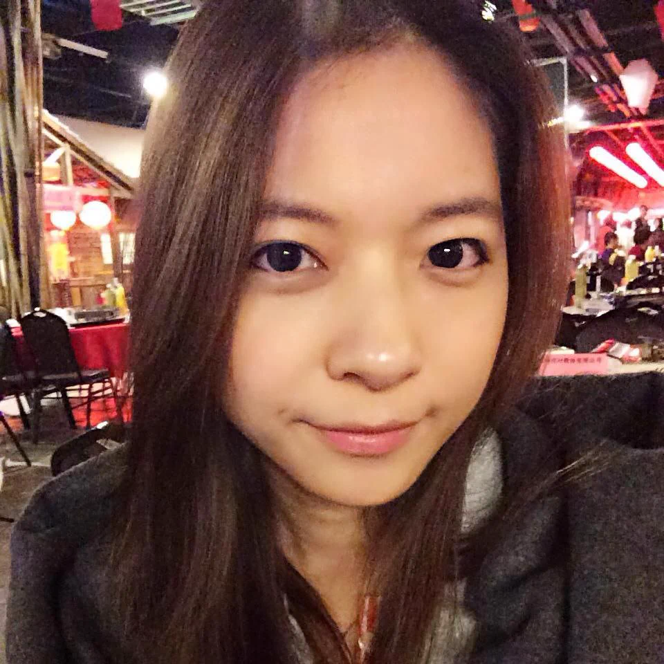 神仙颜值白嫩初恋脸的美女，身材非常棒，分手后遭男友流出，照片89张，视频43段，高潮的表情都楚楚动人，娇喘声音很迷人 完整版主页提取 https://t.co/I6YQBtRaAs