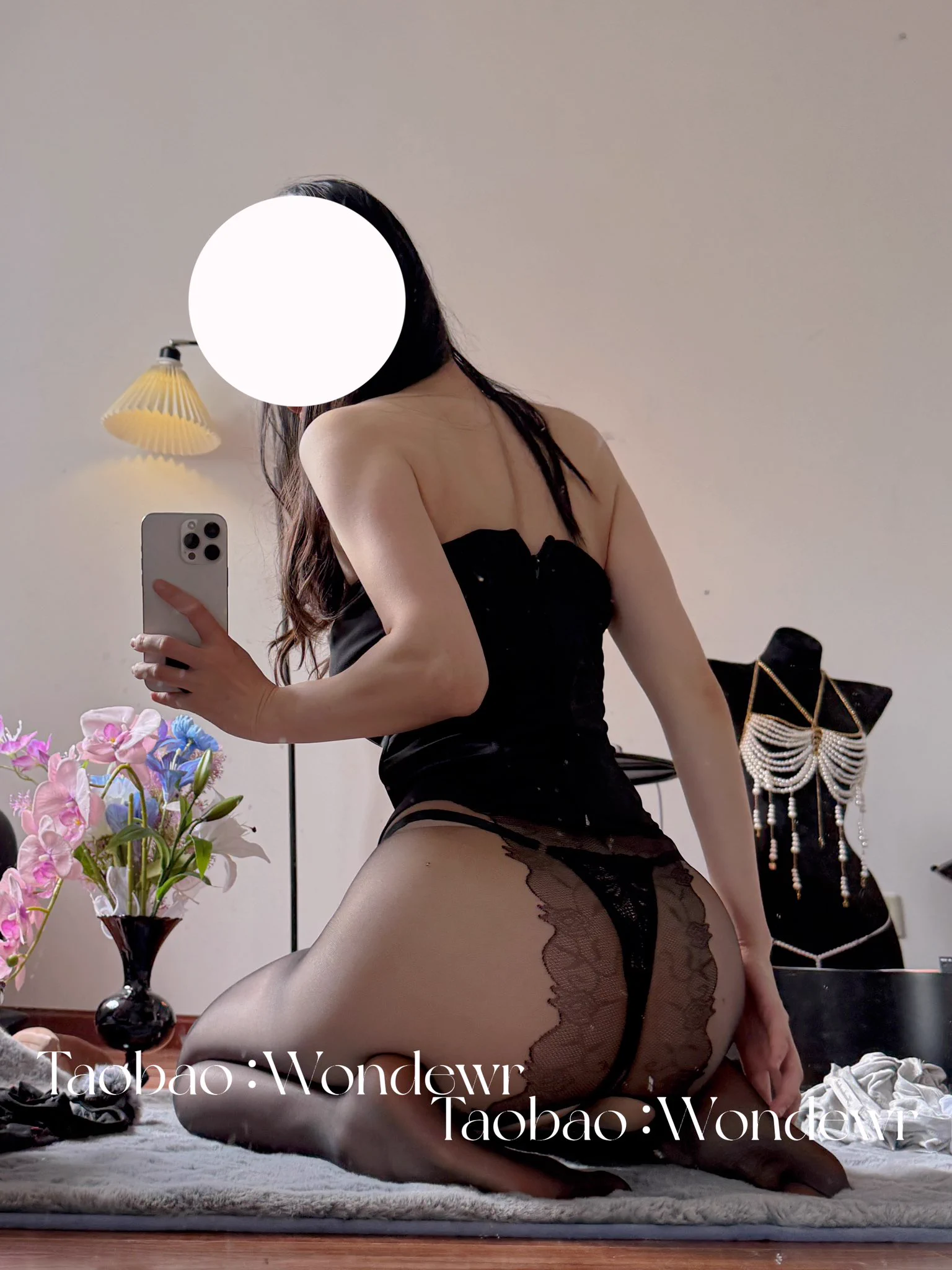 ， 谁能知道表面看起来正经的ol，掀开穿了蕾丝花边裆部的丝袜，自己都觉得有点太性感了 https://t.co/yNWPIFtlrC