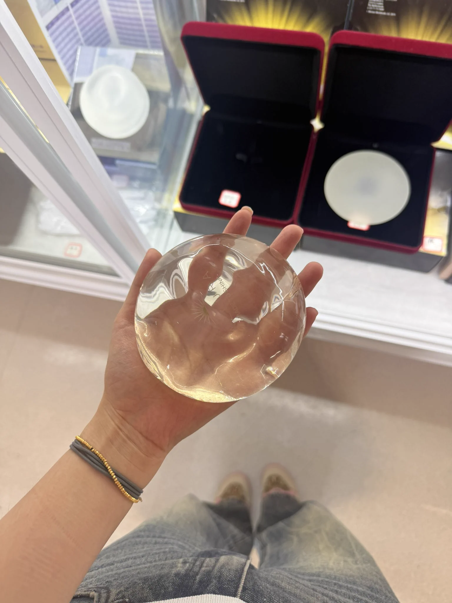 我准备隆胸了，把胸隆成e杯就直接onlyfans出道 https://t.co/UcoD4DM2Hl