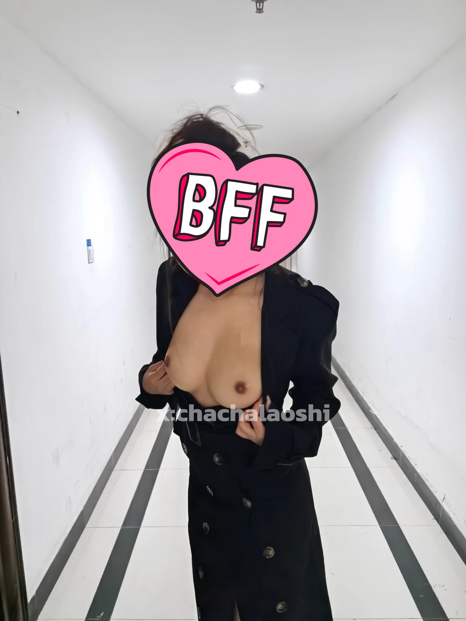 酒店楼道差点被外卖小哥看到 #露出＃济南 #露出女友蹲个济南高素质的m，男女都可！投稿@luchu888888 @Public_Catgirl1 https://t.co/HSbS7x59St