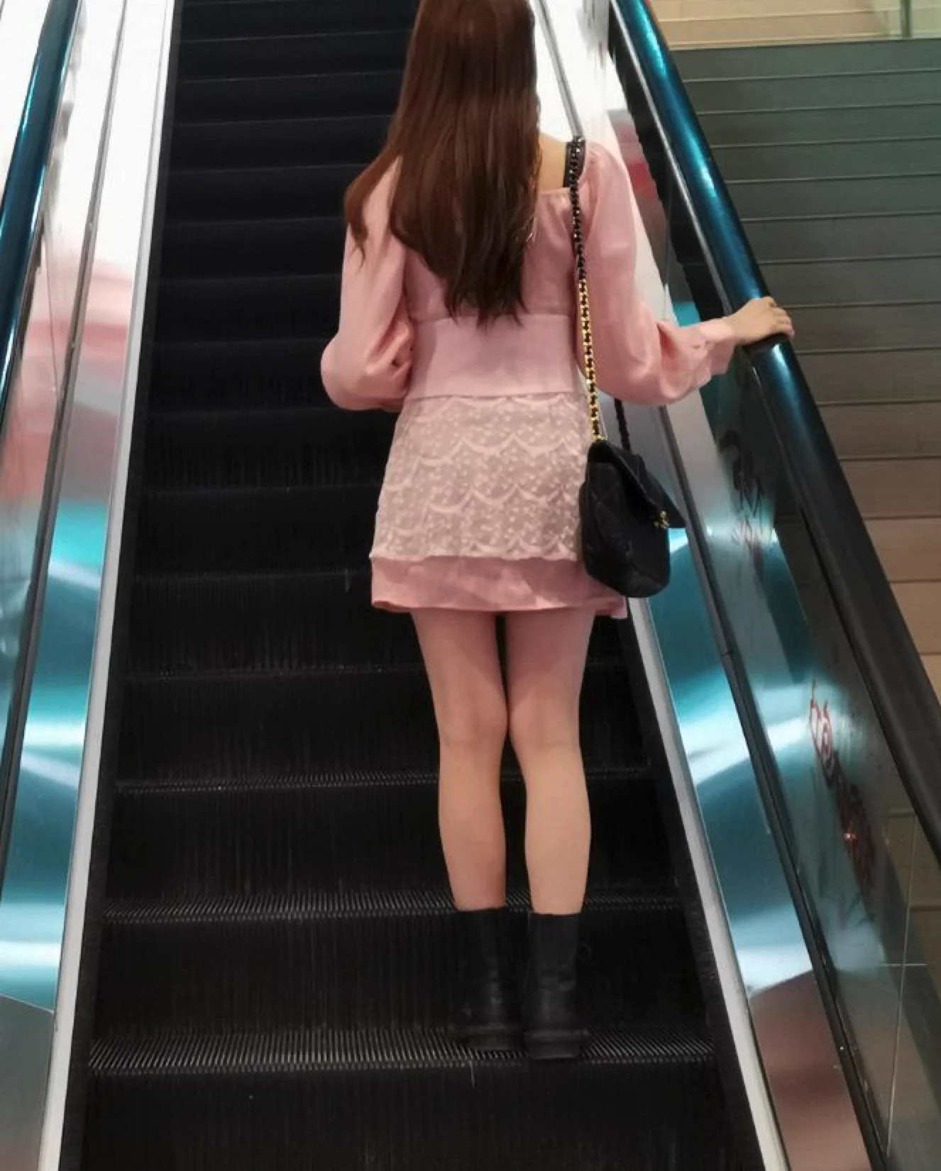 大三 经济学妹妹 会毒龙 真不知道她之前经历了什么！ 投稿💌@Xiaoxiaofoer@Toukayuan@MitsumeDoji https://t.co/ZWvhqSabhz