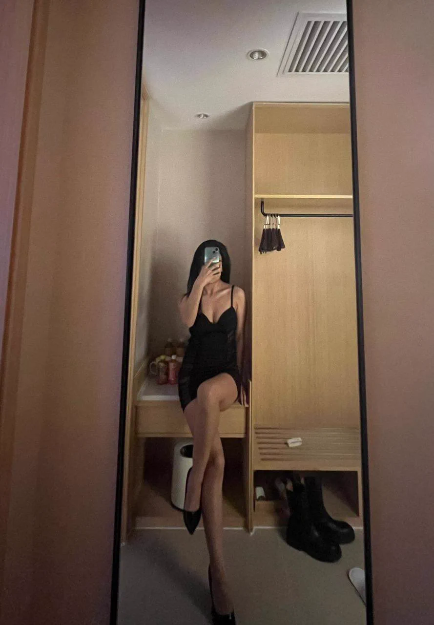 哈尔滨 吉林 喵喵喵 年龄23身高165体重98，🐻36C➕ 鞋码37，专职模特，擅长一点简单性感舞蹈，性格比较开朗活泼喜欢小宠物❤️ https://t.co/yfTO621QOP