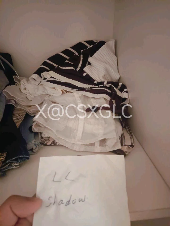 023重庆南岸，找人上门打胶女友原味丝袜和鞋子，能返图素质高的来！ https://t.co/StFU8ElgZc