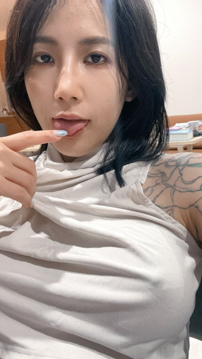 滿頭大汗 誰來幫我擦👅
https://t.co/PPOwjPCV7p https://t.co/EyCFcEnZXp