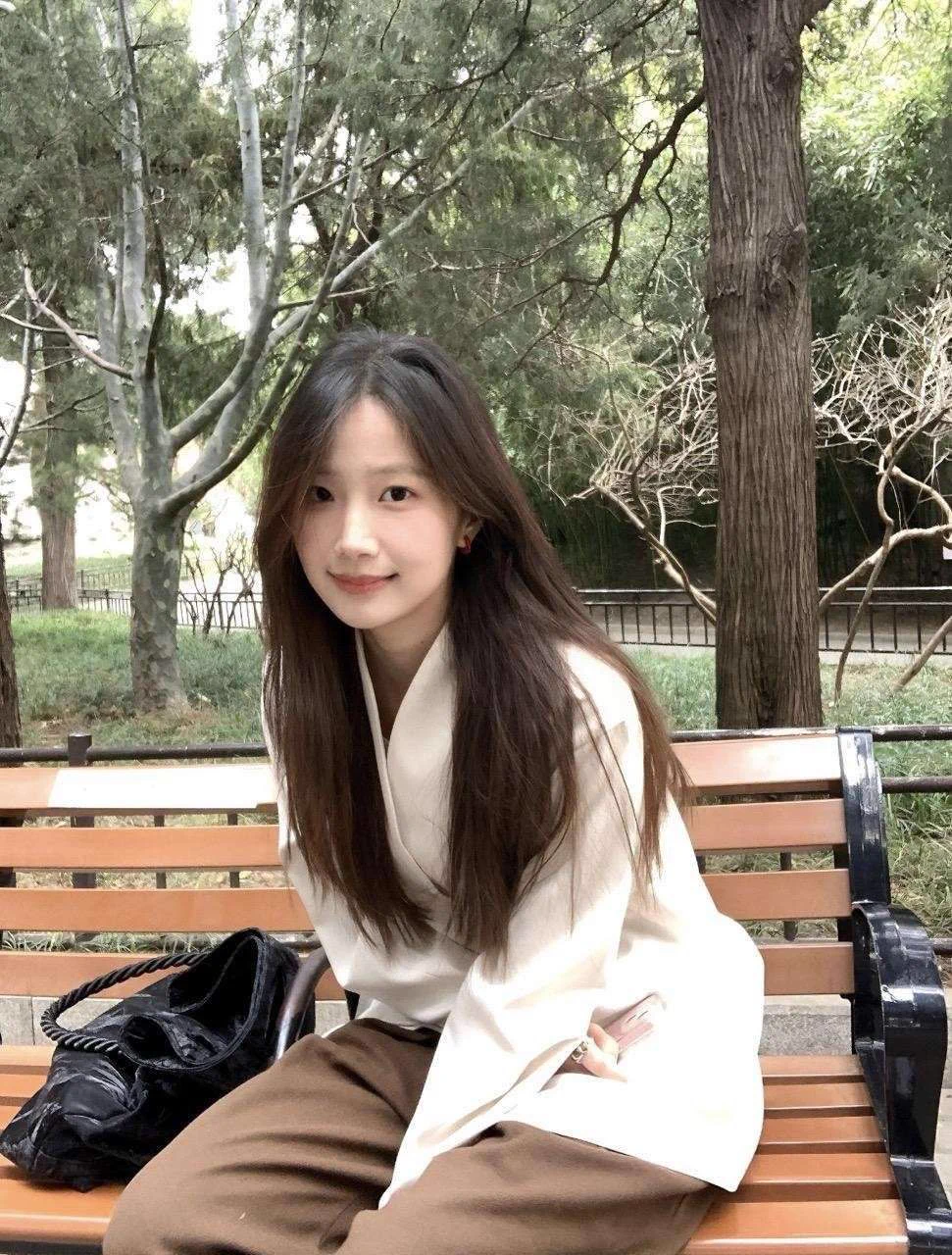 #大连 美人评价（总分10分，感谢小哥评分）📷颜值:9📷服务:10📷态度:10📷Gzs环境:9📷高冷/健谈:健谈❗总体体验:太值了简直就是女友一般的存在，是新人，很温柔，性格开朗，走的时候她还意犹未尽给了kiss评价享受第11次一折大号👉🏻白鹤🥇私人订制@bh8881bot https://t.co/JsSmTdFGZV