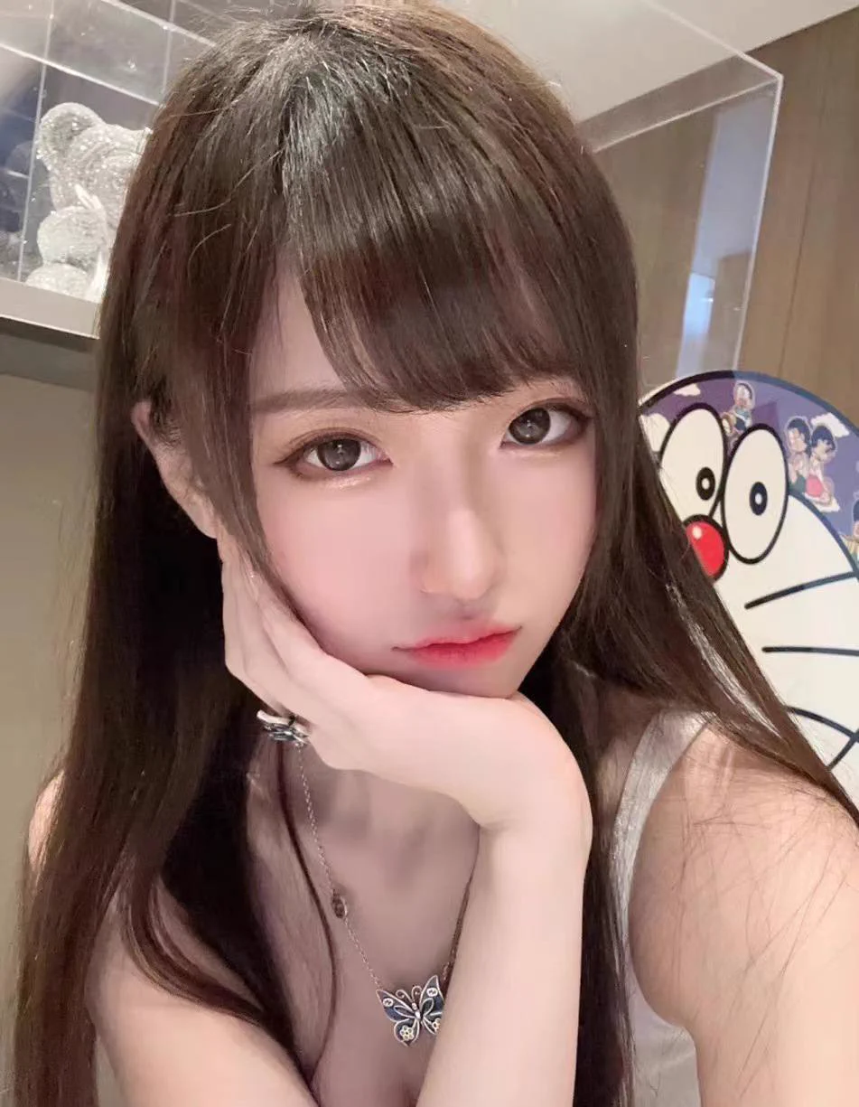 🌿Shenzhen🔝美妆博主•175cm 天然E  00年•皮肤雪白甜美可仁🎀•台湾女孩 极品软妹•擅长cosplay约会流程请查看置顶推文Tg全国交流群☞https://t.co/6y3Zqu037G https://t.co/68dXyxwBeQ