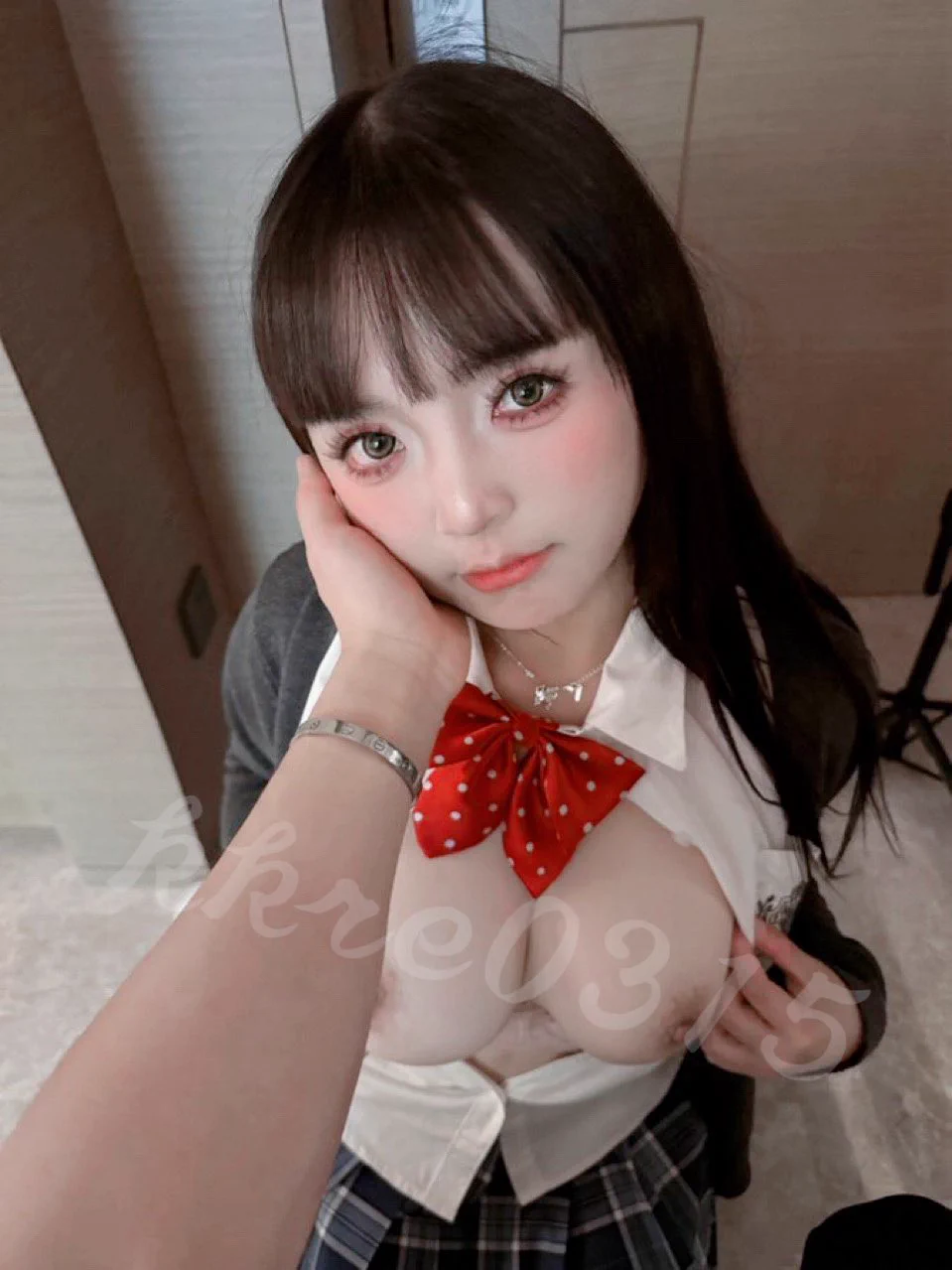 #關於愛愛那件事 #情趣怎麼會一見面就要人家跪下今天這位大叔就是個斯文敗類型在IG上聊天都很正常 很斯文一見面就像飢渴很久的野獸#直接把我壓在床上不停的蹂躪 結束之後還跟我說抱抱我是不是嚇到你了床上反差很正常但你這是第二人格吧#我是不是要好好深思一下我的陌生訊息 https://t.co/JvCOJPrWd1