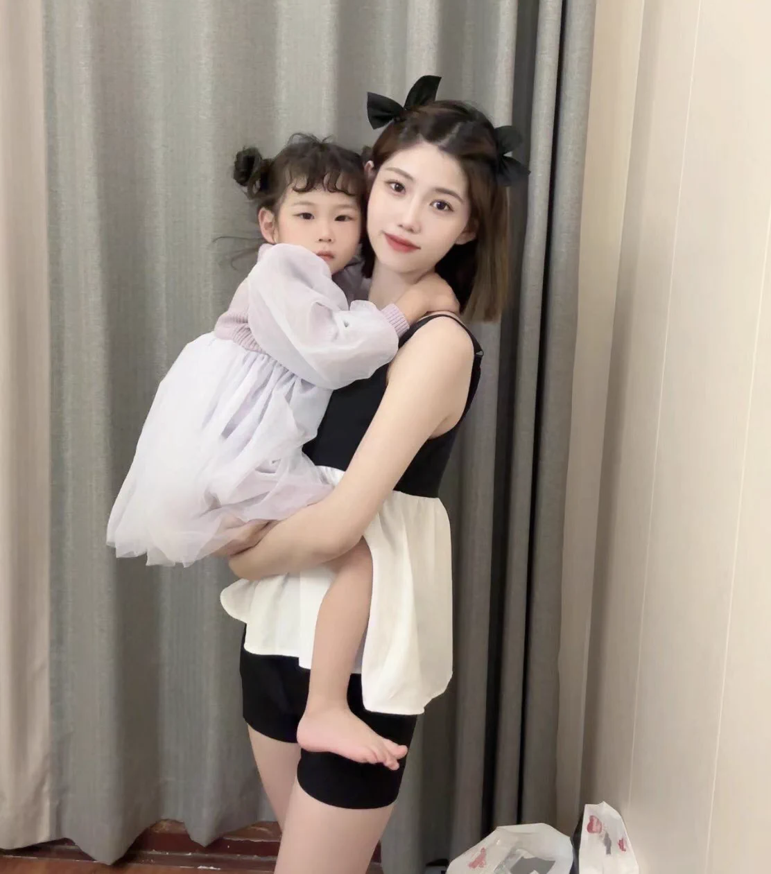 昨晚录的瑟瑟视频，想看的点赞送 #私信 #自慰 #文爱 https://t.co/ABJaeY0vsG