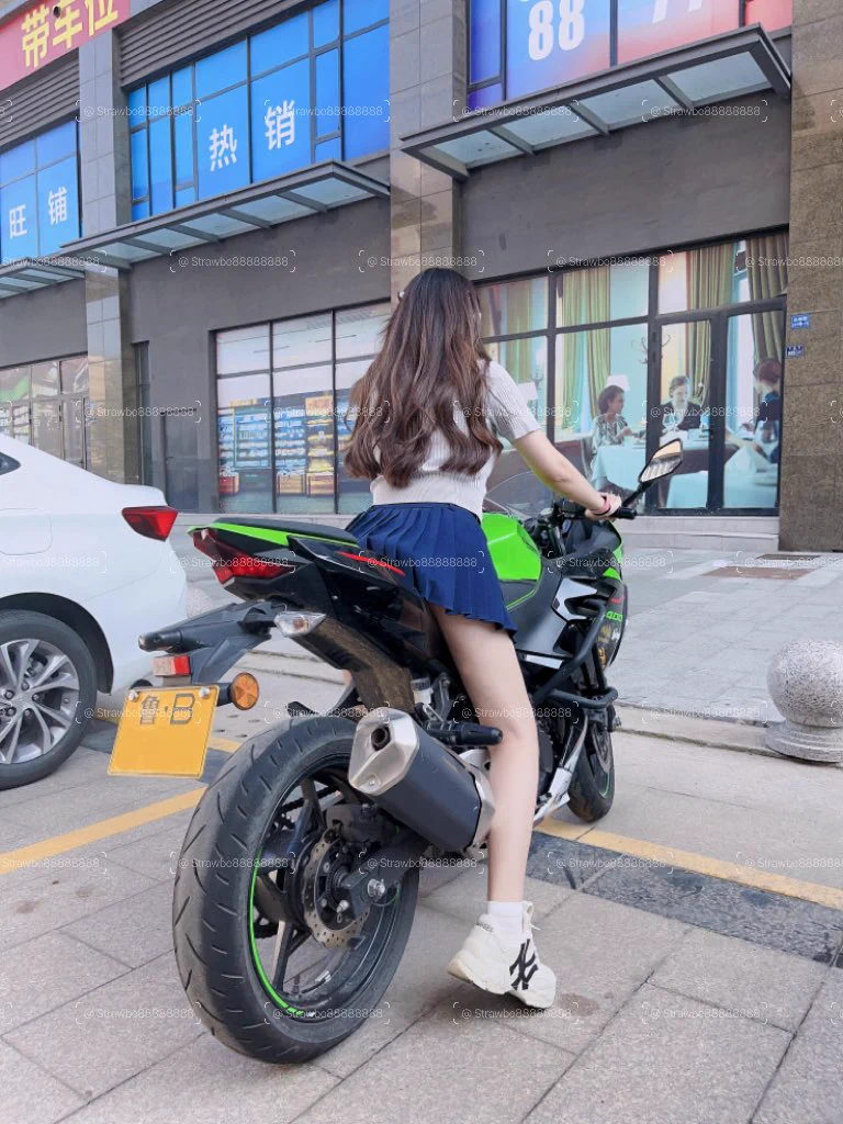 ❤️❤️❤️521快乐❤️❤️❤️@SMlnZhl @SMInZhl https://t.co/ISCfBSoecr