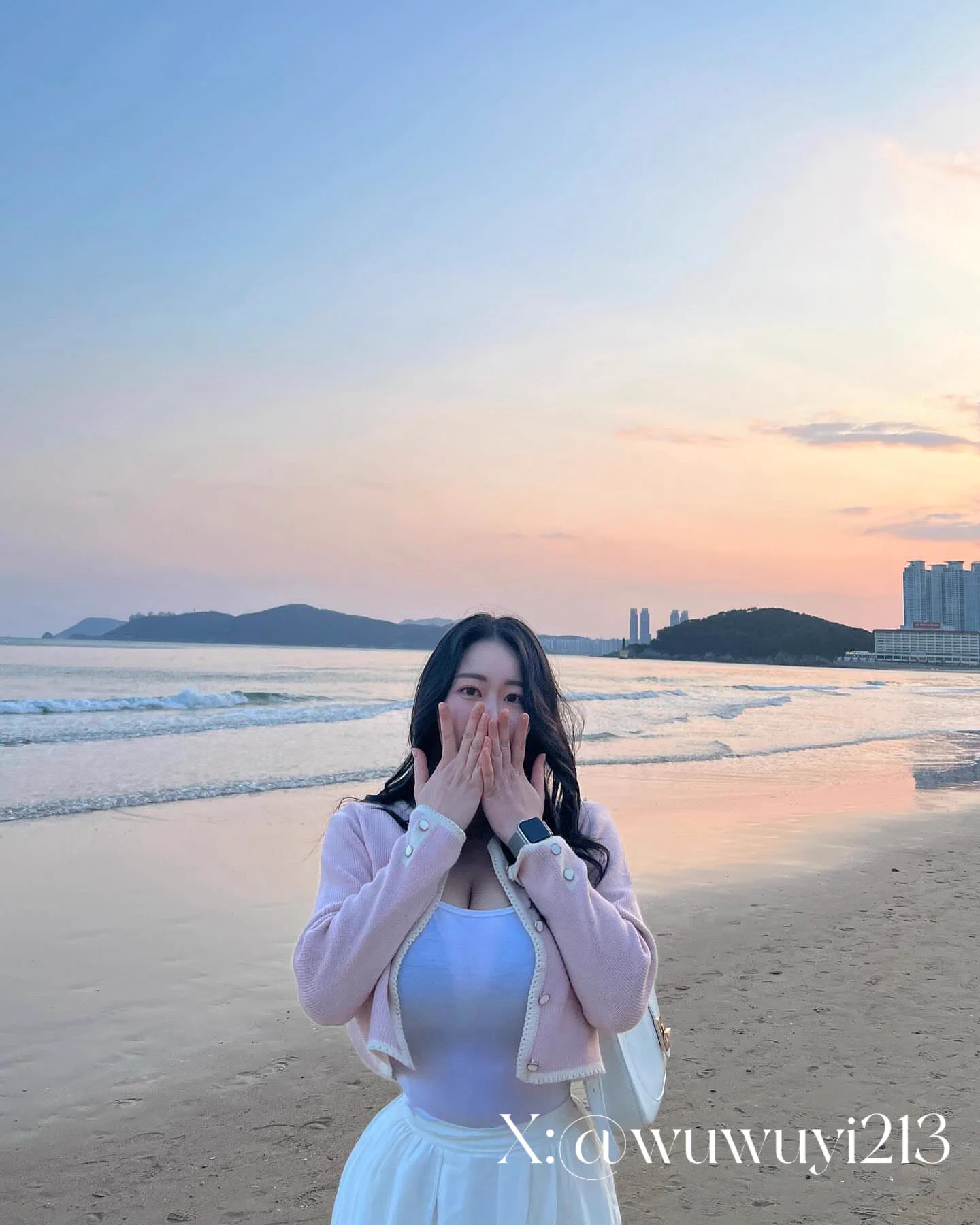 当潮水渐渐退远，理想的岛屿就会浮现 https://t.co/UAEyGeLL4G