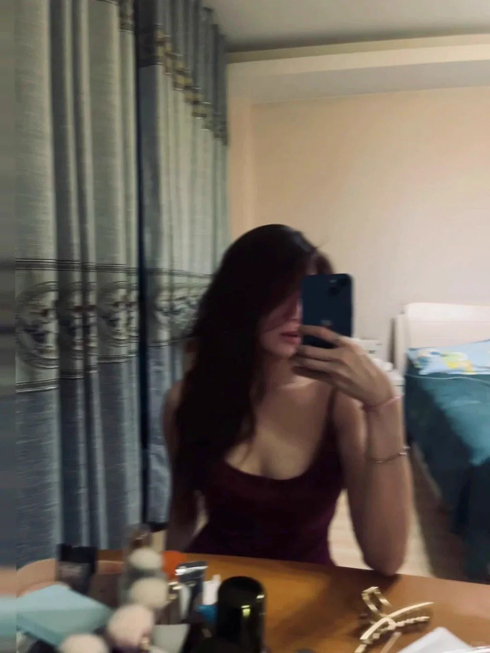 女德洗脑第二期:5，女人没有自主自慰的权力，每次自慰或满足需征得男爹允许！干方百计讨得男爹欢心，才有可能赏赐你高潮的权力！ 6，你的财富不属于自己，你也不配拥有，你的所有资产，甚至身体都是为了取悦男爹！ 这就是为什么好看的女人会获得男爹临幸！ 7，记住，只有在男爹面前你才有犯贱的权利 https://t.co/td1JIlaHYH