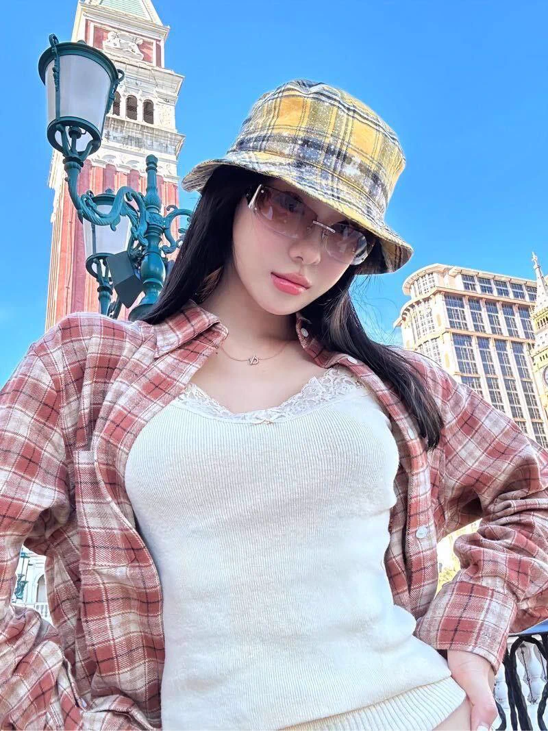 #上海 资料保真真人真照大E奶 三点全粉👙不粉不要钱可验真胸真胸假胸白看！全身柔软细腻！超级极品：内衣模特 杂志模特合作艺人日常爱运动～ 骑行🚴网球🎾高尔夫⛳️有趣真实E奶脾气超好 ·Age/年龄03.Bust/胸围E·Height/净高172Weight/体重47Kg全球万人交流群:https://t.co/PJYSAB1AQL https://t.co/cZptC4Cmb3