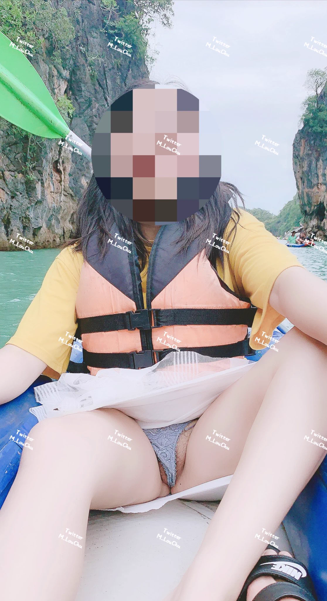 这是当时刚玩露出的时候在马来旅游拍的，要是现在我应该可以什么都不穿拍了吧！投稿😘：@luchu888@ypzs888 https://t.co/VcqMkHNYq8