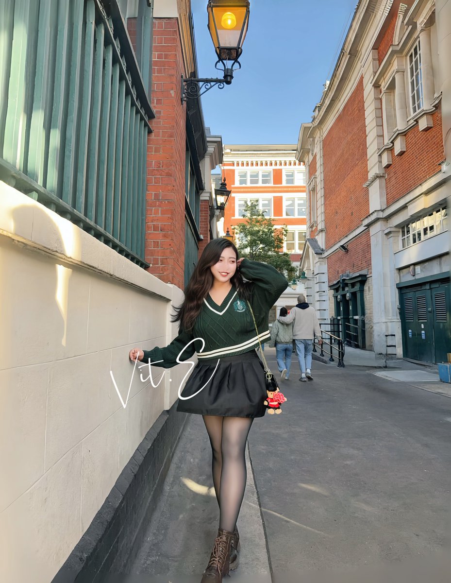 第四天🇬🇧
逛了Selfridges 的Jellycat專賣店
喝了迷客夏、吃了肯德基🤣
看了皇家歌劇院的芭蕾舞《羅密歐與茱麗葉》

#OL穿著得體的日常

英國的最後一天了嗚嗚
唯一的慶幸是倫敦物價真的好高…
全家吃到快破產(´･ω･`) https://t.co/RaU9rfsK5f