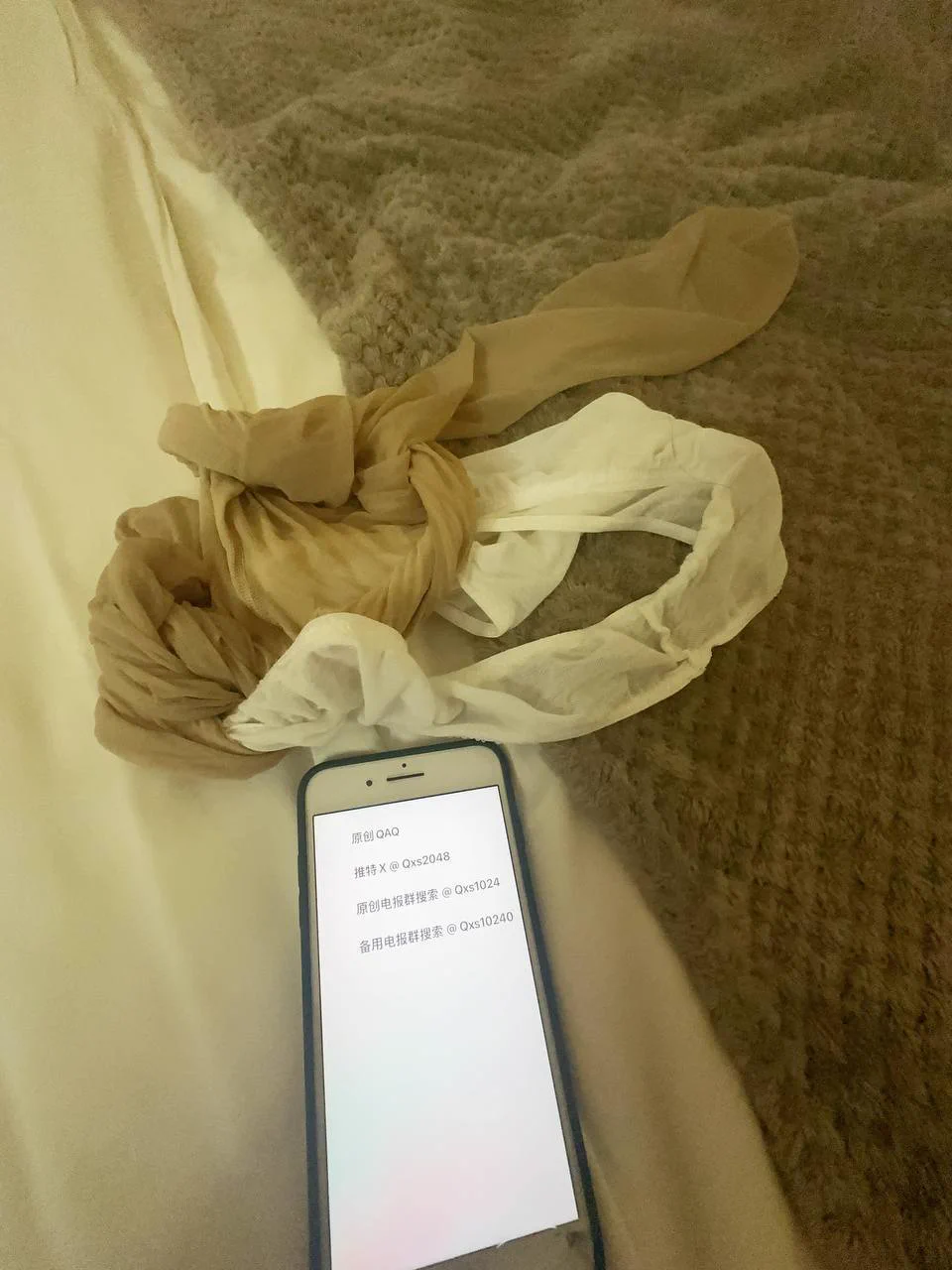 170极品蜜桃臀健身姐姐！30岁的年纪还能保持这么好的身材真是难得！第一天凌晨加上到晚上就想约她…她说太快了！我们见面24小时都没到。她有点怕…跟我说明天可以…中间跟她拉扯了一会，同意了！然后到了今天，直接拿下！见面撩起裙子就后入的感觉太爽了！连续做了两次…已虚脱！ https://t.co/IClSnf70zs