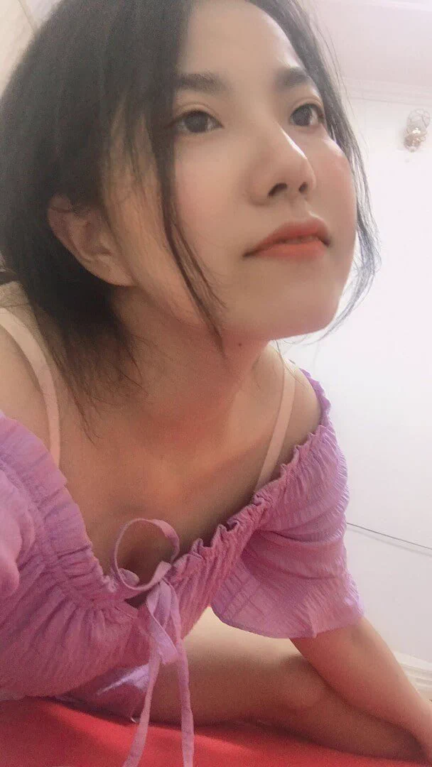 😠你算了吧……还说要后入！你这么小的呀，能力怀疑到我了，就没有80 90后的哥哥找我玩的？小家伙根本提不起性趣呀！我需要成熟的男性，就这样！趁着快周末了有时间~~ https://t.co/2nyeqDDucQ