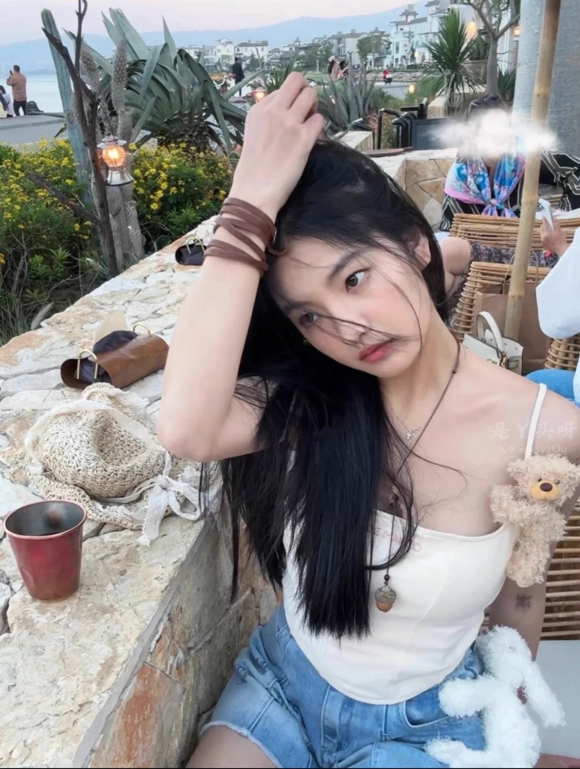 都喜欢让我给你们吃鸡巴，就没有主动给我舔屄的吗👅 https://t.co/MouqKpb3nb