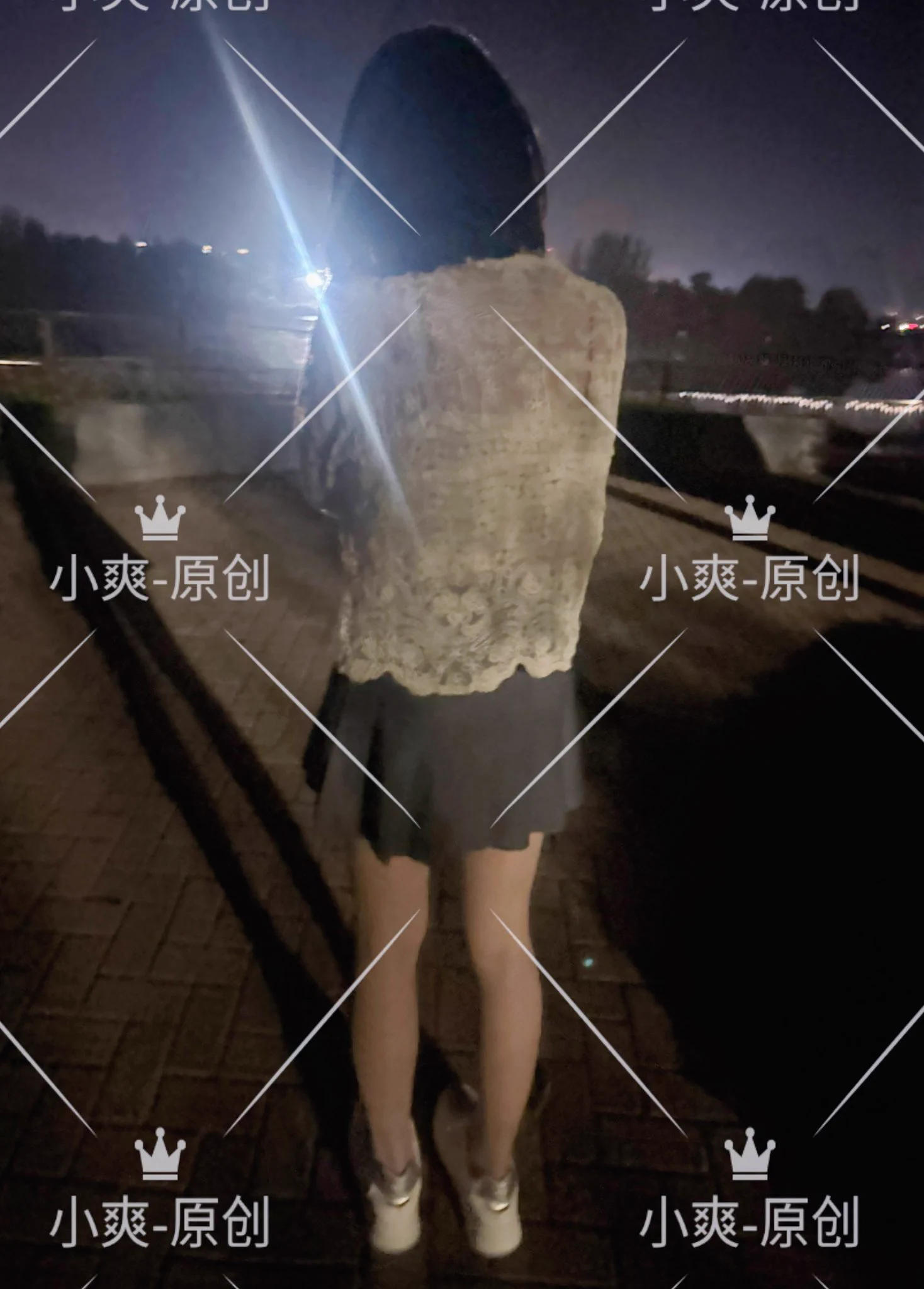 #唐山夫妻 #露出 #3p #群p #0315地区 #户外露出 #人前漏出 昨晚带骚妻去公园玩露出被粉丝给认出来了，最后让骚妻奖励粉丝口爆射骚妻嘴里了，点赞到66发后续@luchu888888 @Public_Catgirl1 @luchusmart https://t.co/NvuzntJbBZ