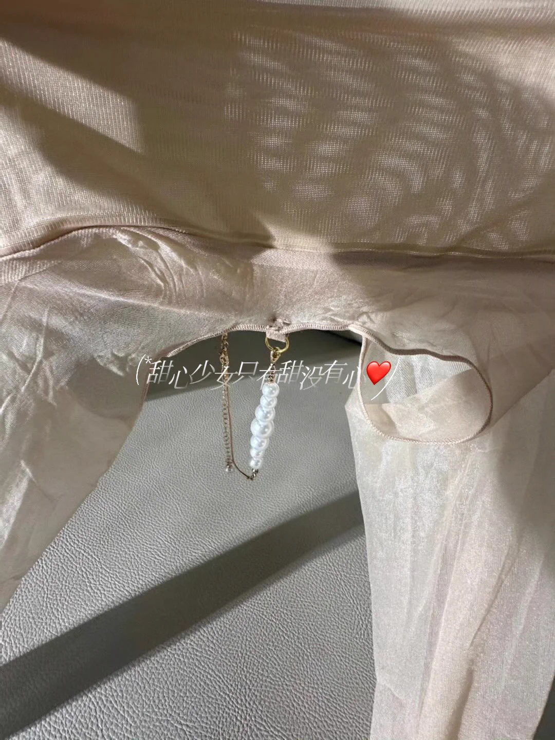这玩意儿，真就看别人穿穿就行，自己穿就是遭罪🙂 https://t.co/jSW8ovLqqw