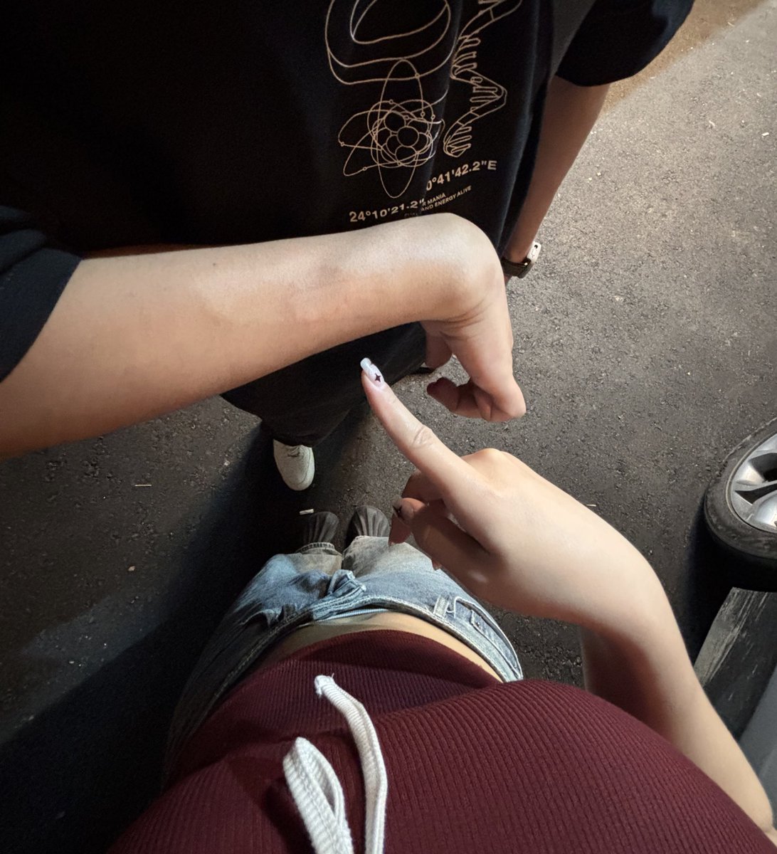 見網友要先吃一口試試味道😋✌️

@Oldfarmer0121 https://t.co/dz5xDyyZfg