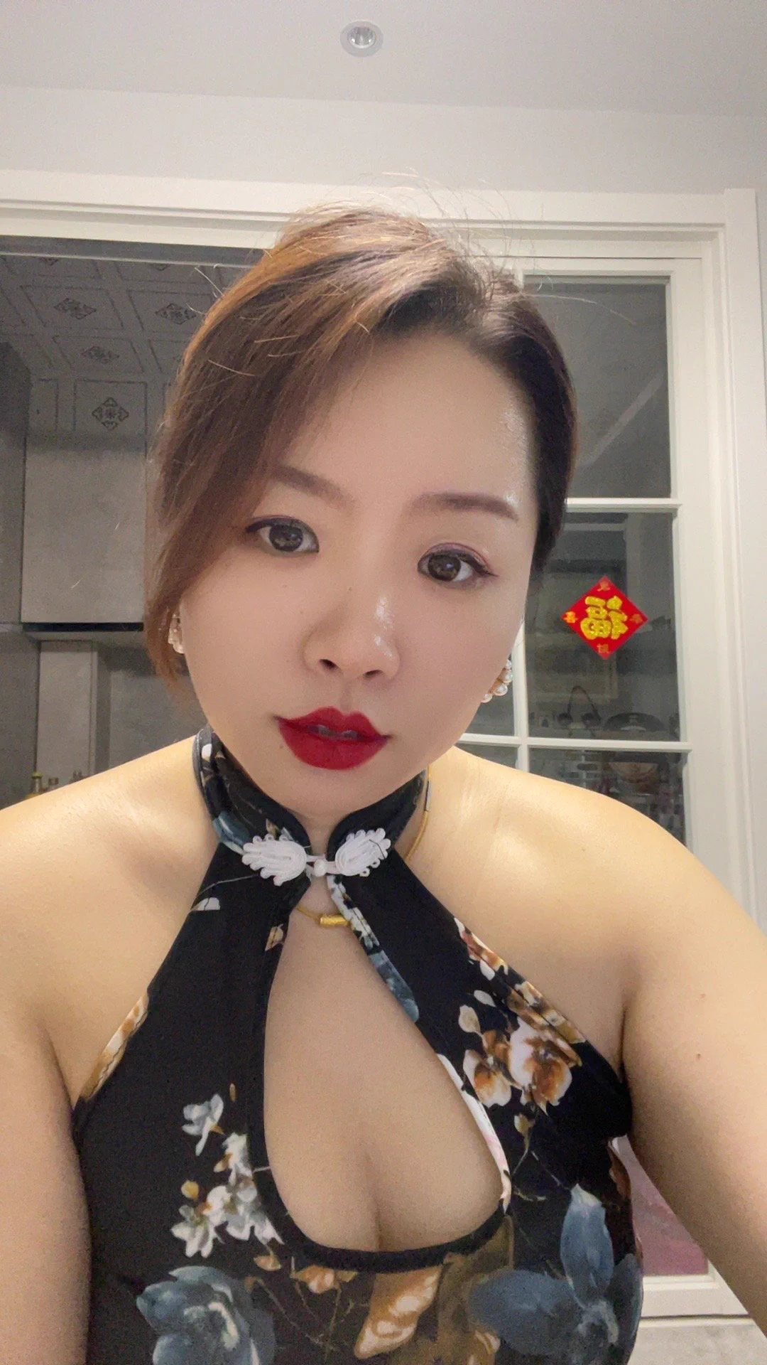 推特私信太多被限制了，有事可以找电报，以后大尺度也在电报更新！别问约不约，一切靠感觉。   电报✈️： https://t.co/BCRldIPpEL暗号：福利 https://t.co/t4XpogT2Lq