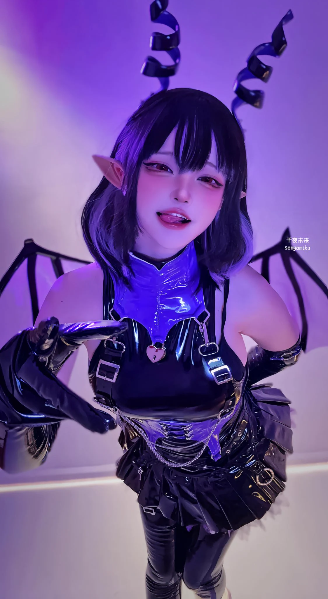魅魔のいたずら😈#senyamiku https://t.co/qLxymxooHR