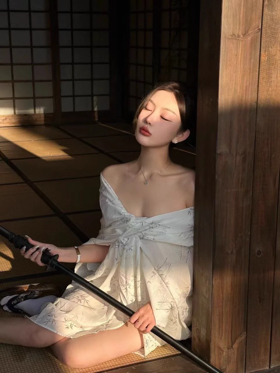 #深圳 硬5深圳极品嫩模（真照🈲挂）期待和你的相遇👄真实05年 天然酥🐻B➕全身0赘肉 肌肤细腻身高177 完美比例气质女神  %真实照片 视频 假赔总🛰️：jigong11777🐧：269193932看照门槛🚪100（永久有效）备注zfb口令🧧添加➕✈️：https://t.co/G4yNwb0J39 https://t.co/4VsA1Bkgy4