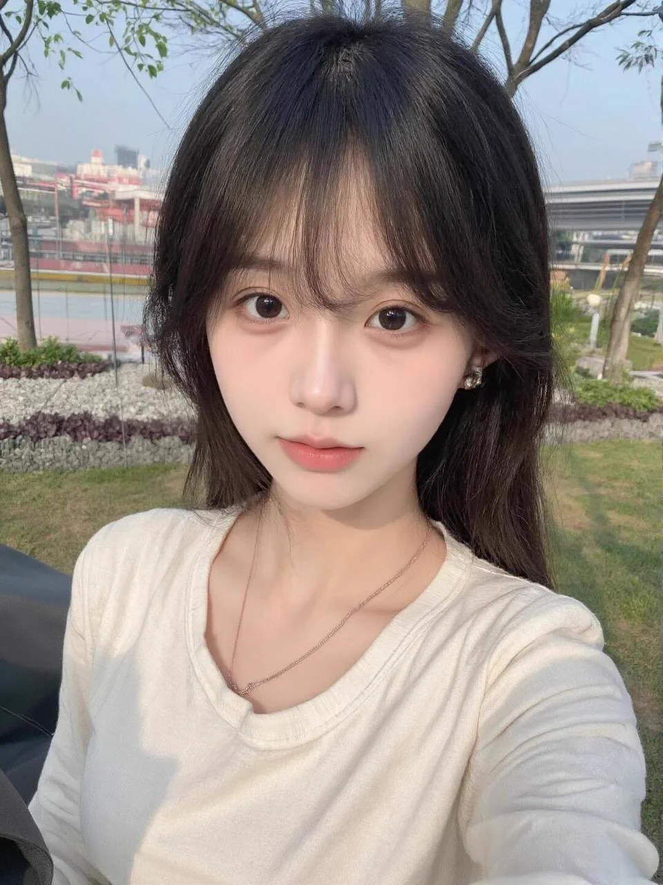 #上海 玖熙 #静安 #硬5 SH 🦜第一次下水 天然妈生脸 💖身高：168胸:   c💖体重：90斤💖年龄：真实04天然无整 在校生💖艺术专业，身材气质俱佳、高情商、温柔、优雅、甜美，可人联系方式备注Zfb口令🧧88加vx: 3934634893全国海选群：https://t.co/8tDxQPLAtG@MeiRiDaZuoZhan https://t.co/2NwgxAMd3p