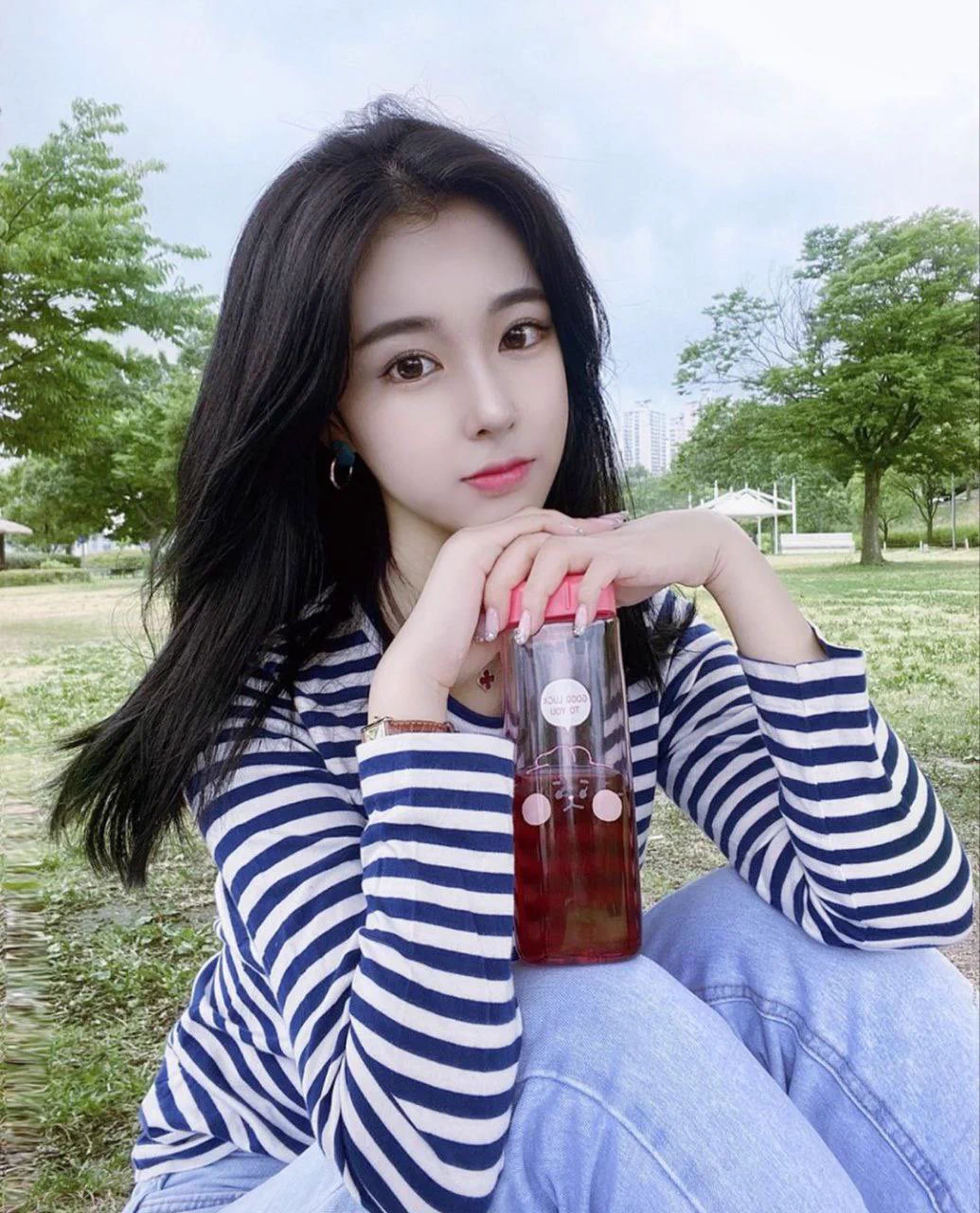 #北京D •   Age    ：   04               weight ：45Kg  水蛇腰  🥢腿🦵🍑臀甜美名媛范儿各种甜美剧本完美演绎素颜清纯  肤白音甜自带仙女气息 可遇不可求🐧：fjww8666看照门槛🚪99（永久有效）备注zfb口令🧧添加➕✈️：https://t.co/E9CJRyoAlP https://t.co/EDqgMoEJVs