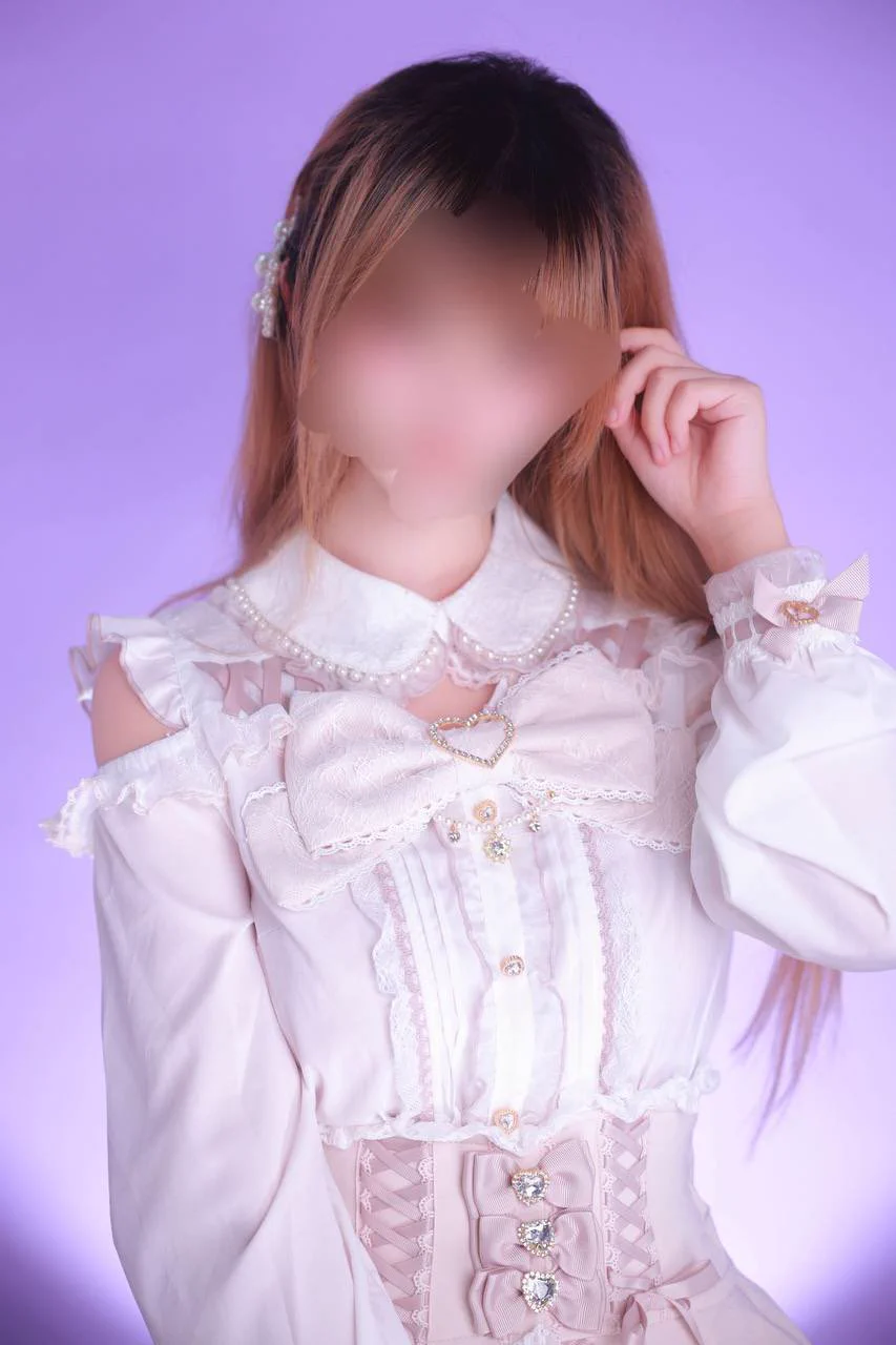 #上海165/85/D职业coser，退役地下偶像，已经可预约感兴趣从速安排联系 @tjhdcky 过门前先看置顶介绍 https://t.co/pYbdjR8wgQ