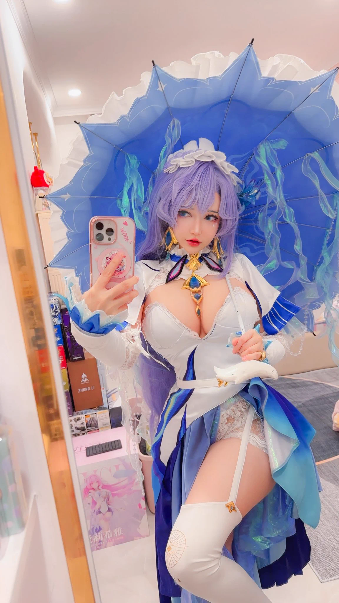 I took #Cantarella from #WutheringWaves photoshoot last 2 days 💜I did posted the photos everywhere but forgot to post on X, gomen ne ~ 😭😭😭 https://t.co/tXSiCBxCX6