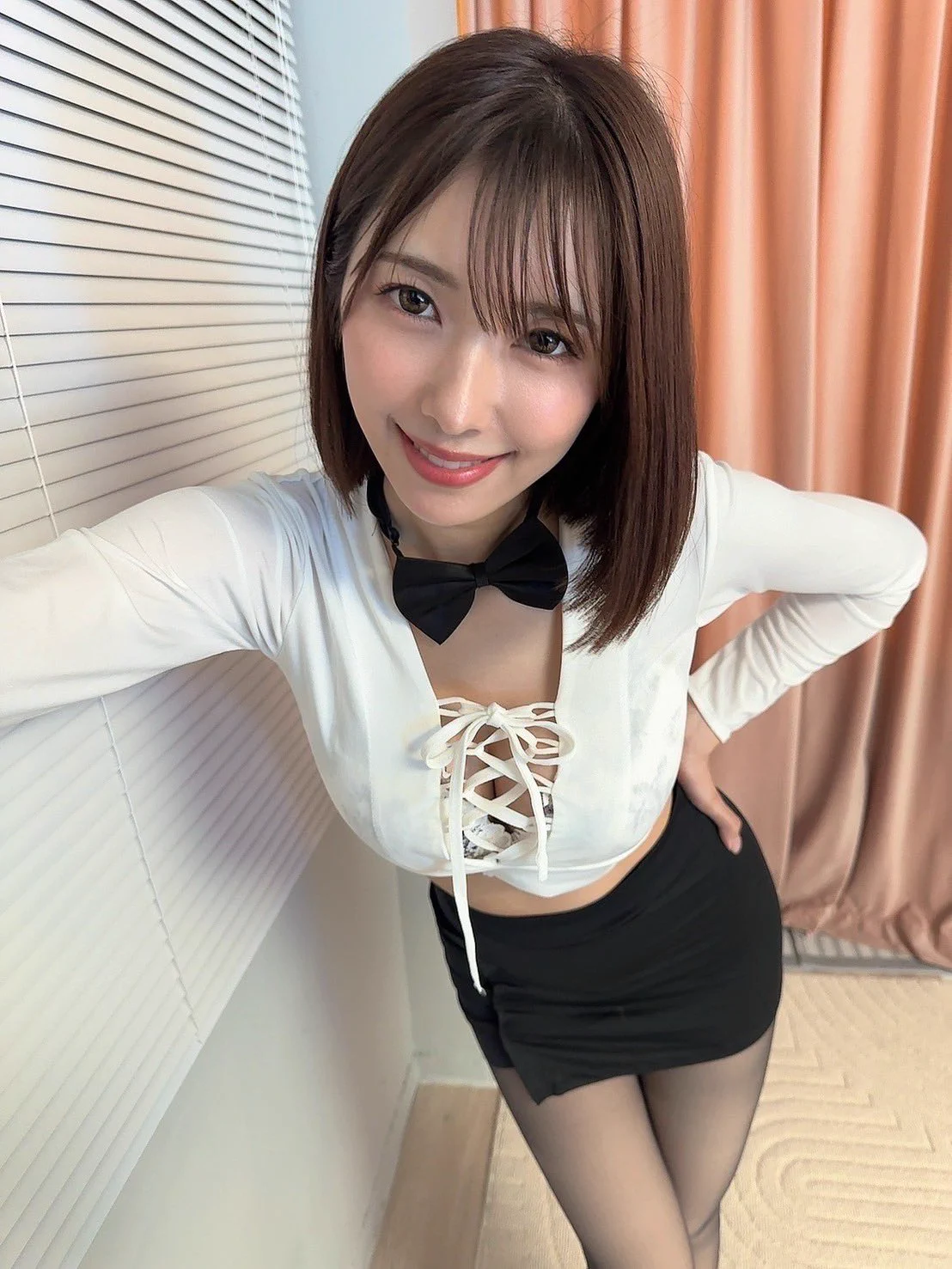 おはよう❤️今日も1日頑張って‼️(壁ドン風🤭) https://t.co/qO8pWrTCJO