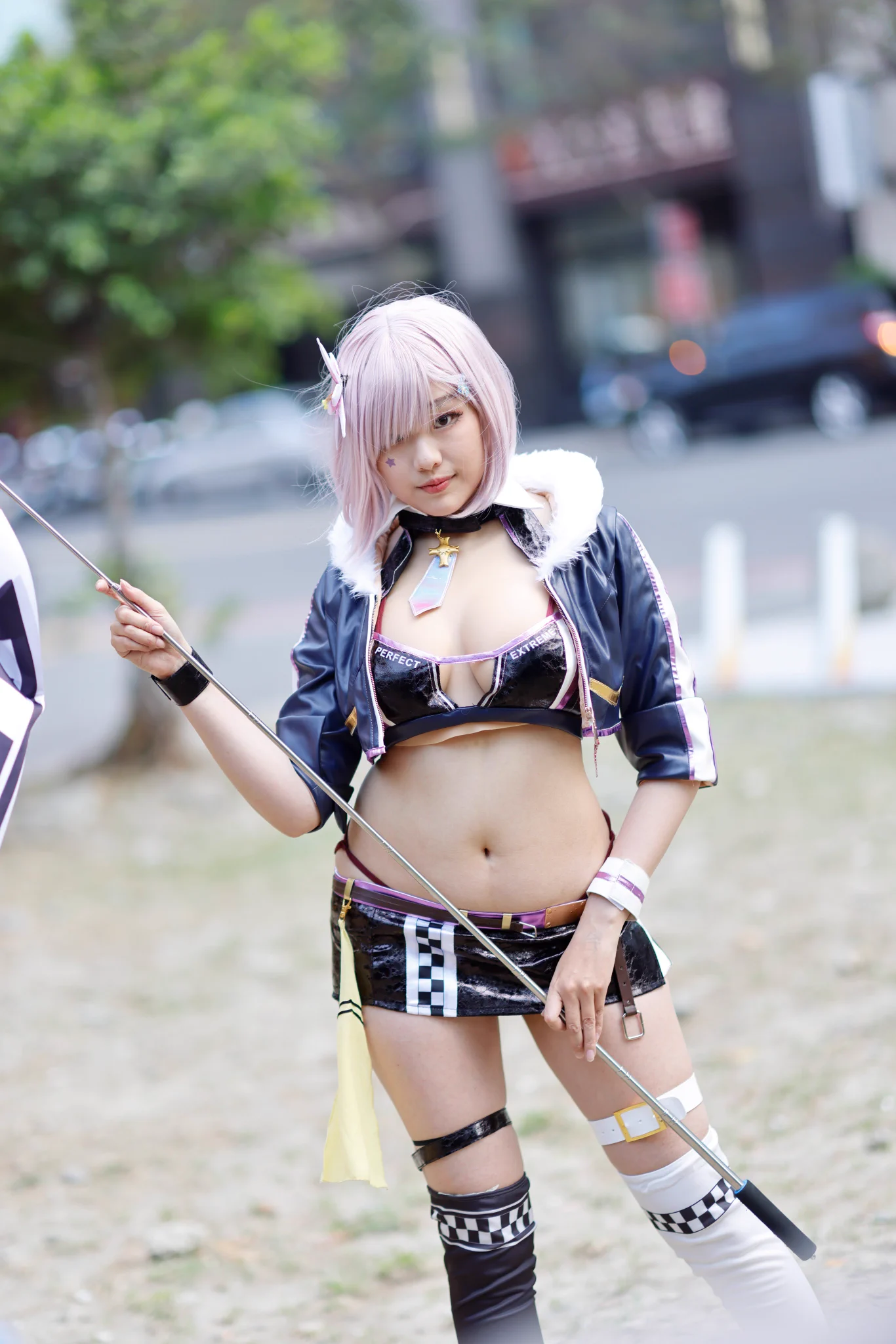 现在一看到这个衣服就想到了那个人 #漫展 #cosplay #暴露狂漫展资源电报交流群：https://t.co/tKSWbCrE0c https://t.co/g5bWjNrRTJ