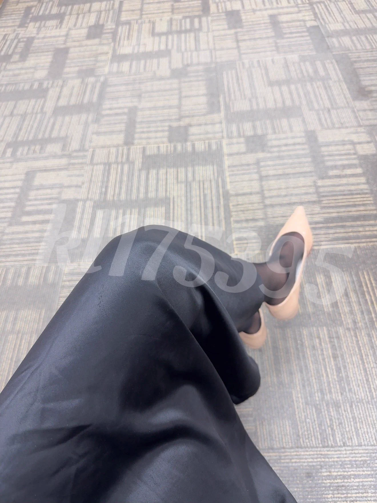 逼整天都是湿湿的，烦死了 https://t.co/omPKE0J1V8