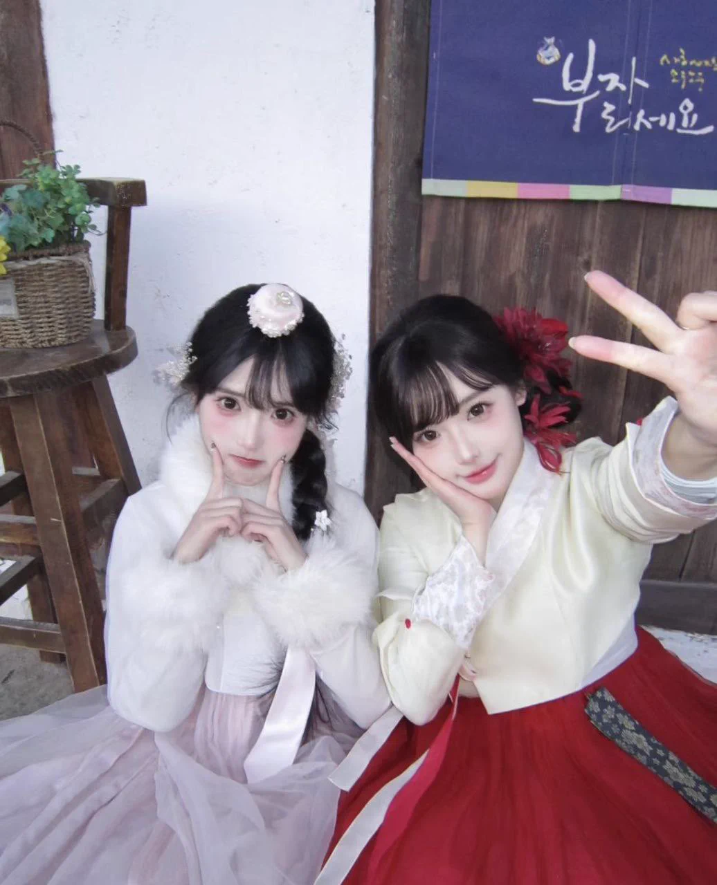 深圳江南🏠姐妹花06年少萝 165 C 78斤 南方女生超级无敌清纯甜美类 处女脸瘦小白 五官精致 天然无整从小玩到大的好闺蜜 长相相似 身高体重均一样 配合默契 完美体验 https://t.co/wNOnjXZHca