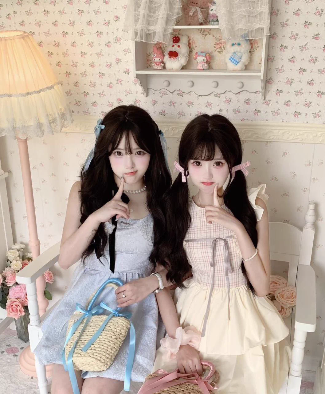 深圳江南🏠姐妹花06年少萝 165 C 78斤 南方女生超级无敌清纯甜美类 处女脸瘦小白 五官精致 天然无整从小玩到大的好闺蜜 长相相似 身高体重均一样 配合默契 完美体验 https://t.co/wNOnjXZHca