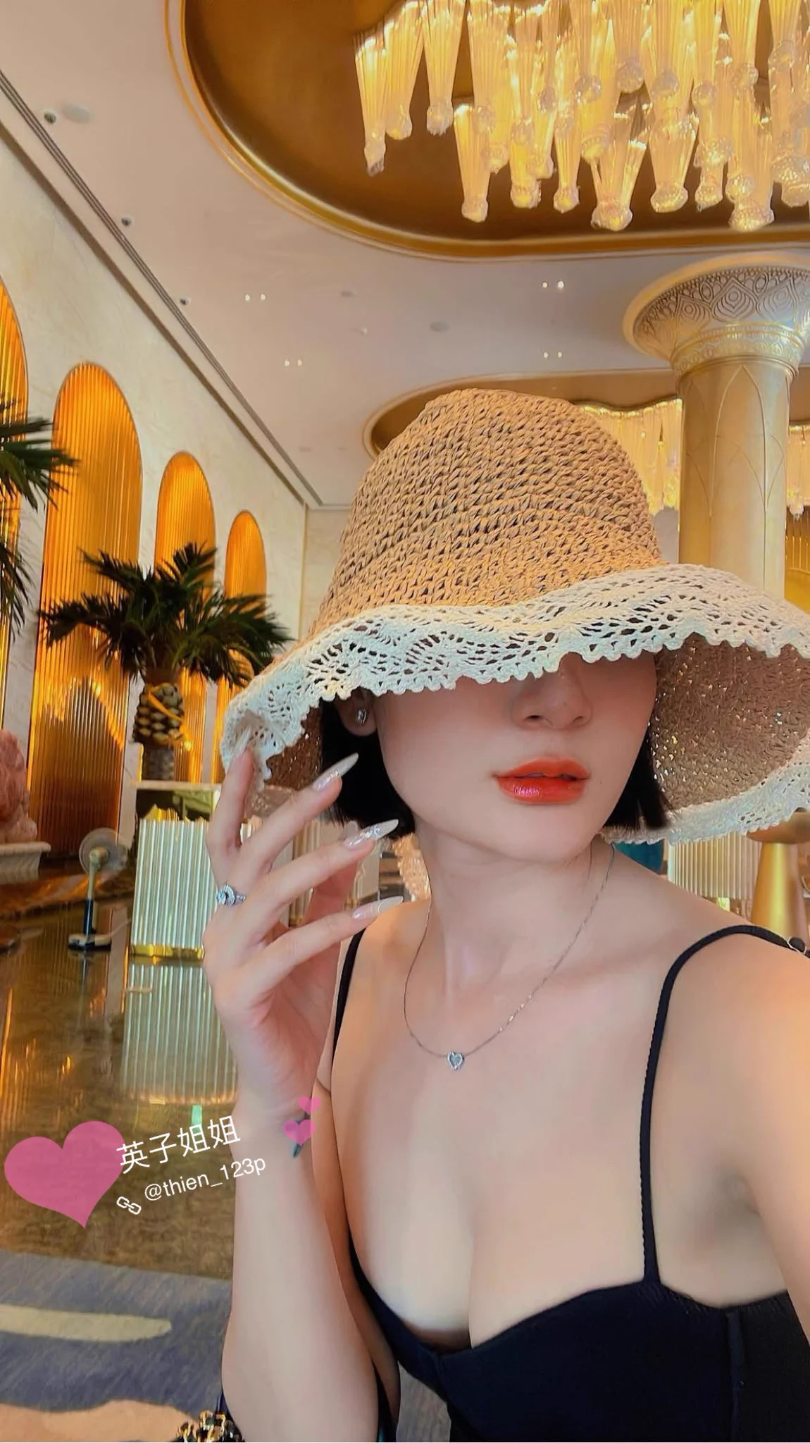 我已剪短我的发，剪断了牵挂，剪一地不被爱的分岔。 https://t.co/uZf4q4b6nv