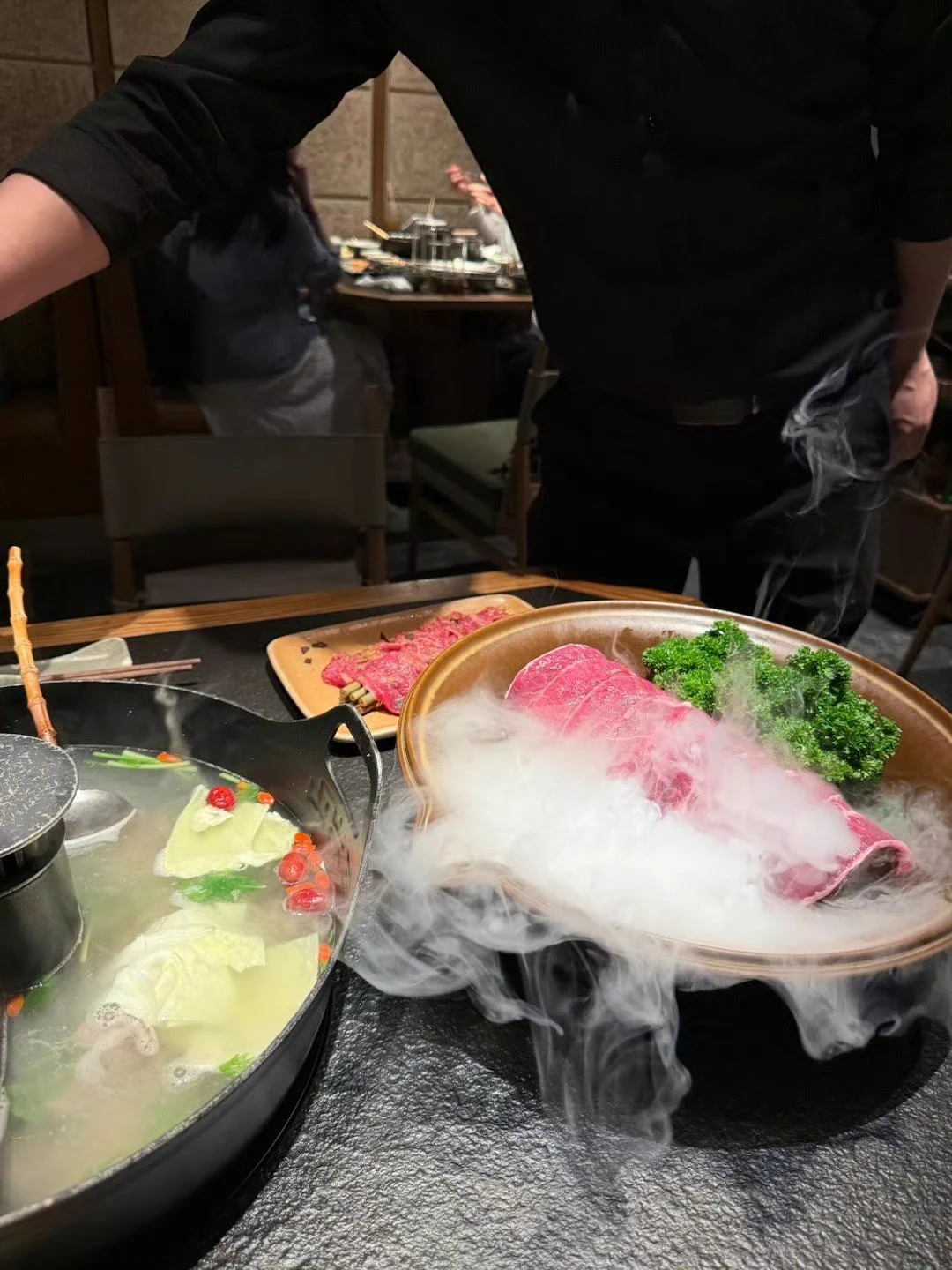 相亲男请吃火锅🥘 https://t.co/LkmNKScSMk