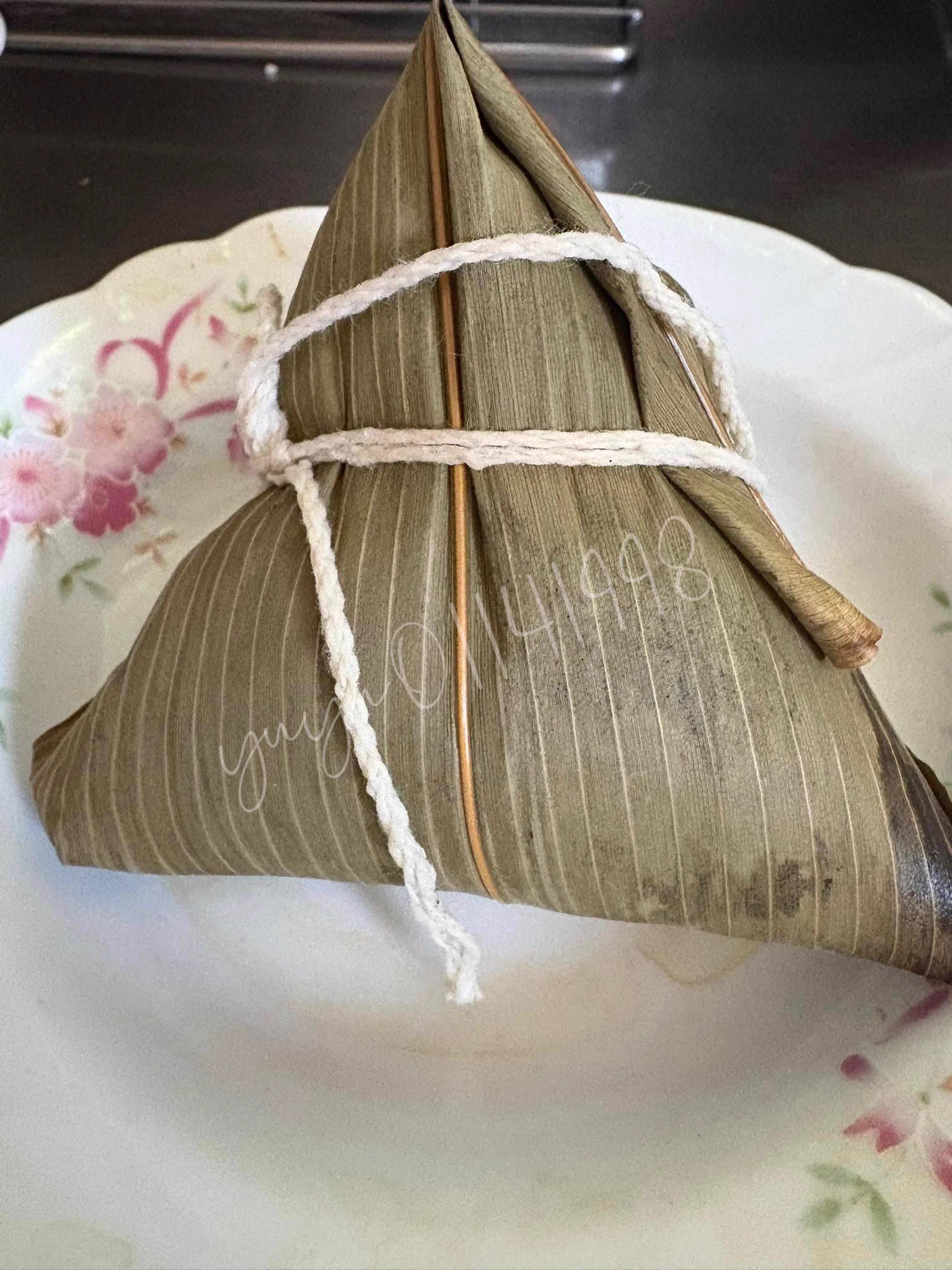 又到了一天三餐吃肉粽的日子🤤 https://t.co/qmgkrFAQOr