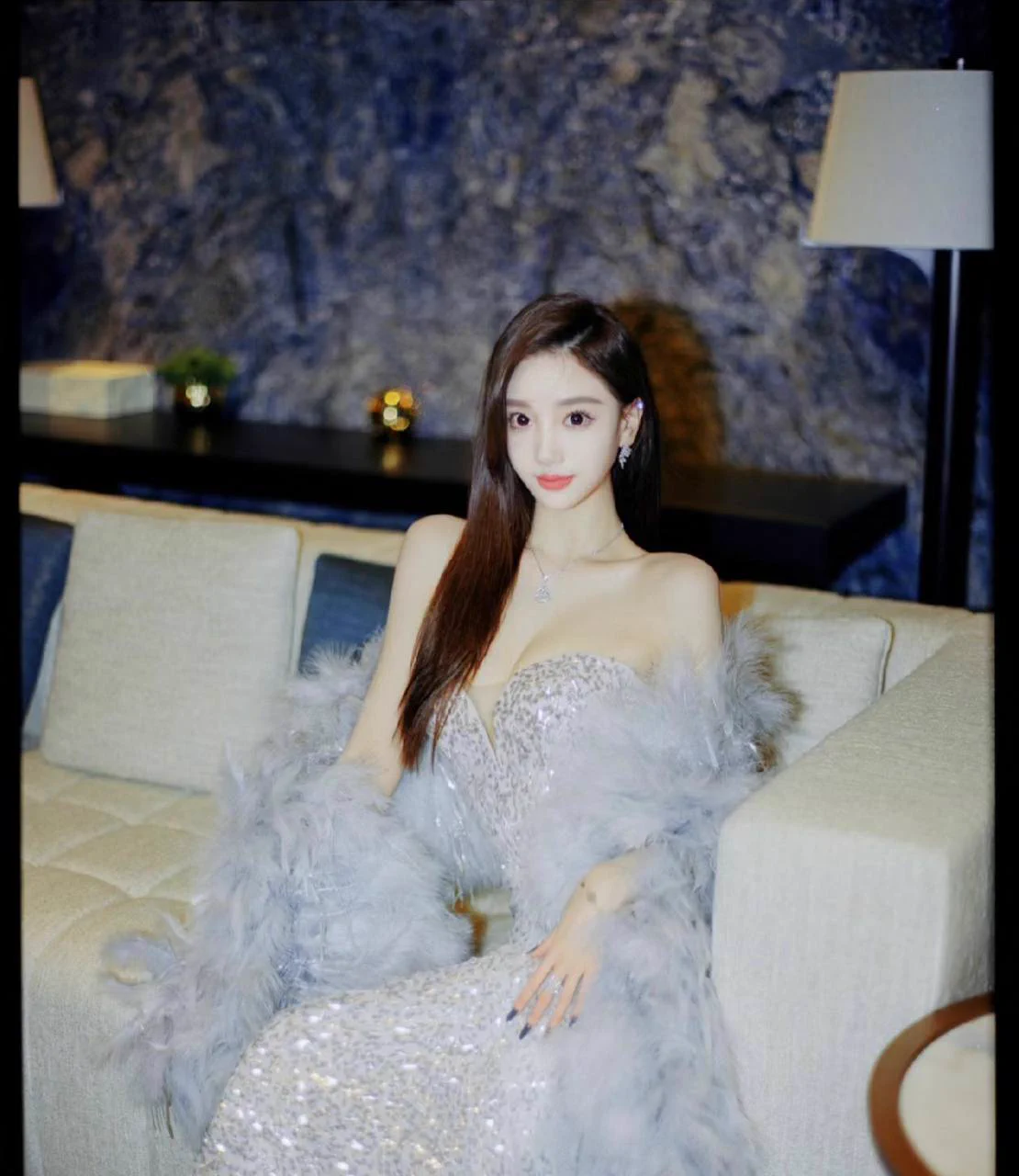 上海 173e W ——前突后翘——白嫩瘦 ——筷子腿
皮肤雪白——上下粉—— a4腰 ——有纹身
口活棒     人乖床上骚     洗胖勿扰 https://t.co/q0z7igRxUE
