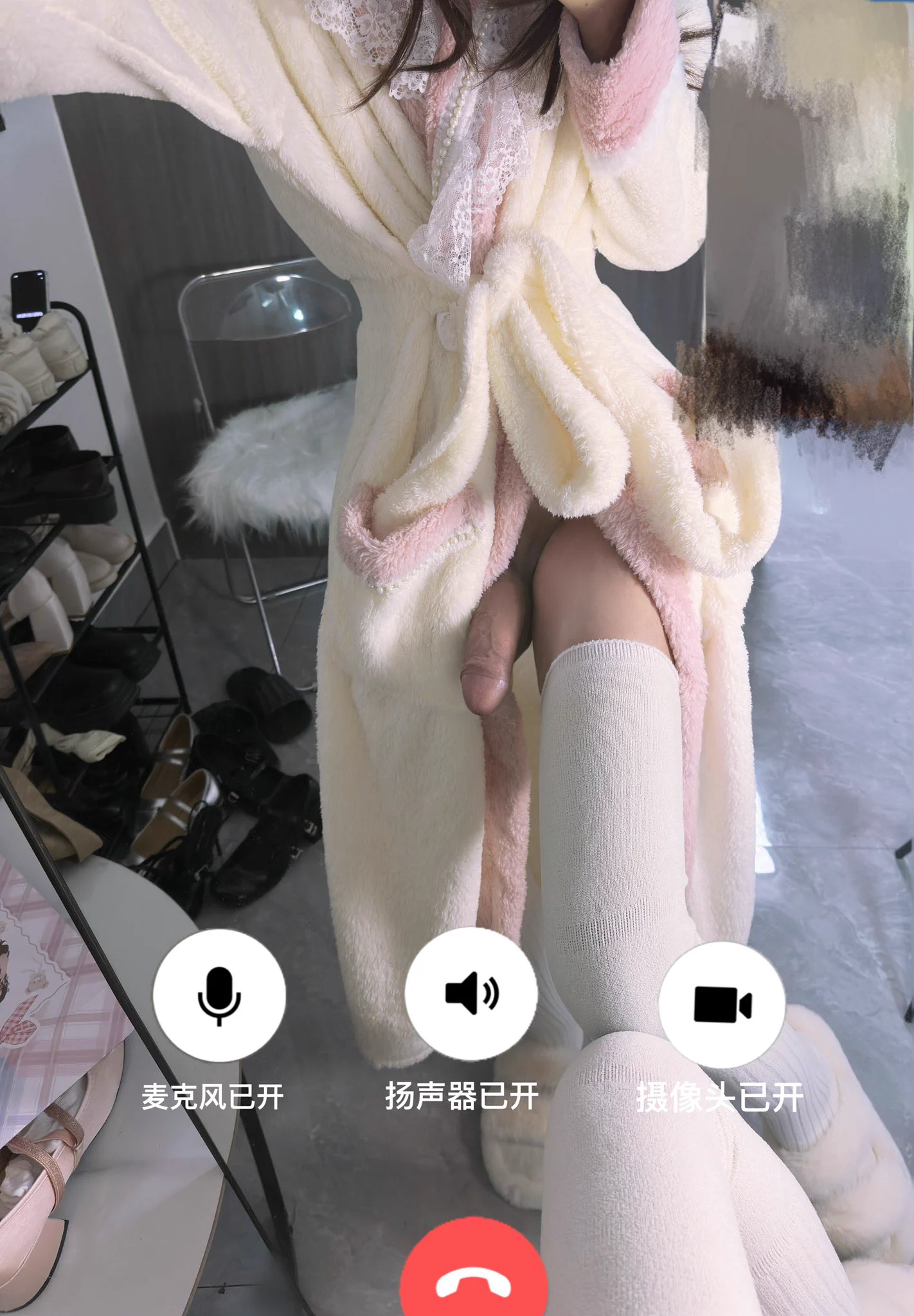 看到对方被自己勾引到忍不住咬牙切齿骂了句骚货时真的很爽啊！ https://t.co/HDHusJA7Qy