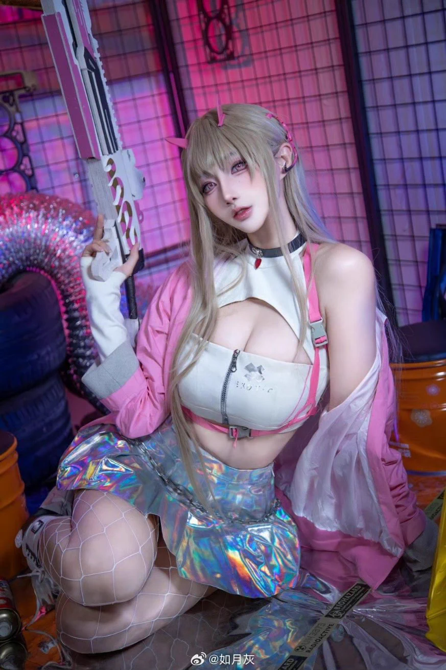 如月灰 https://t.co/ACgLuXskU1