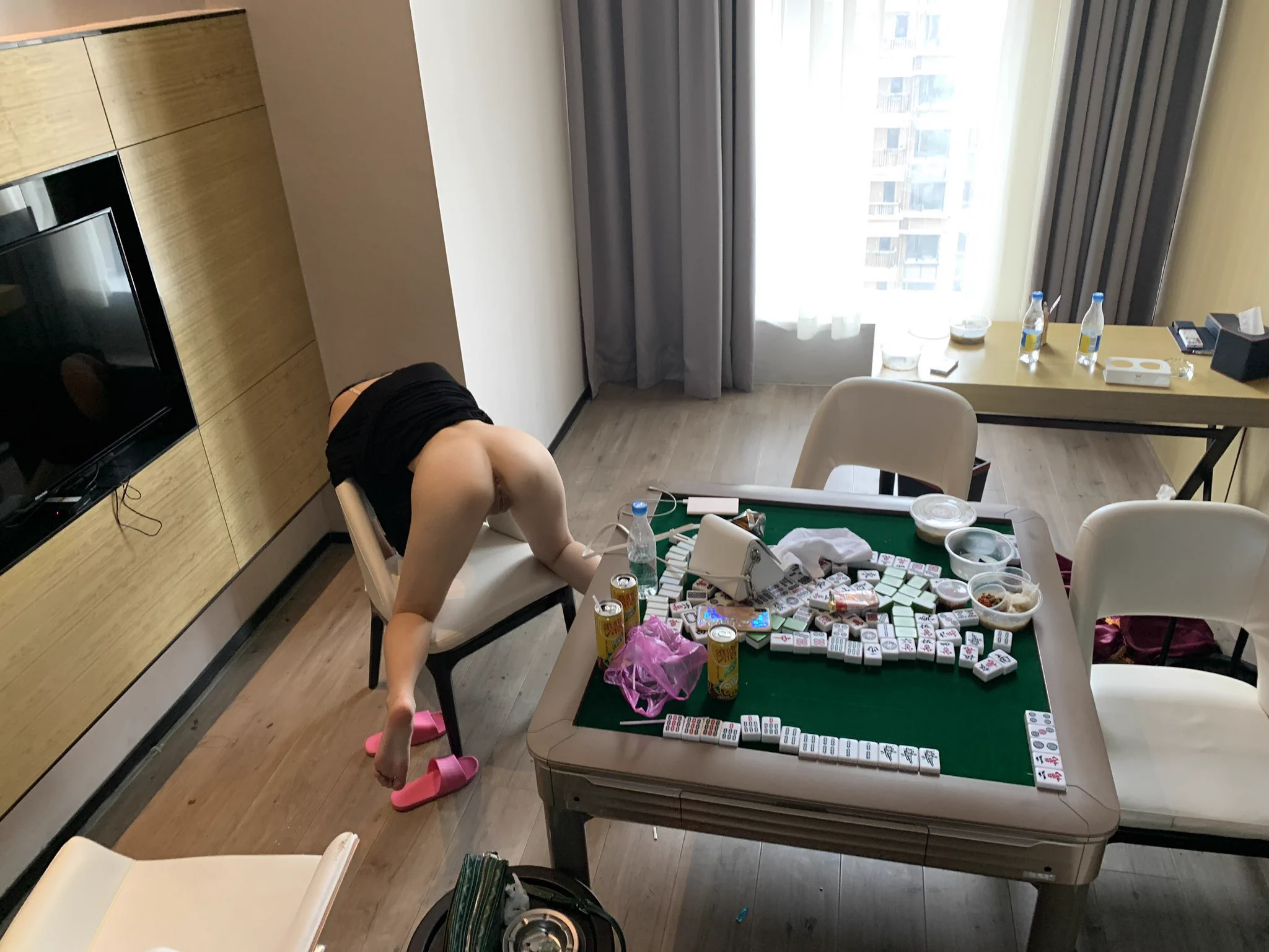 麻将🀄️输了，又没带钱，只有…….. https://t.co/LsSxWBOyzv
