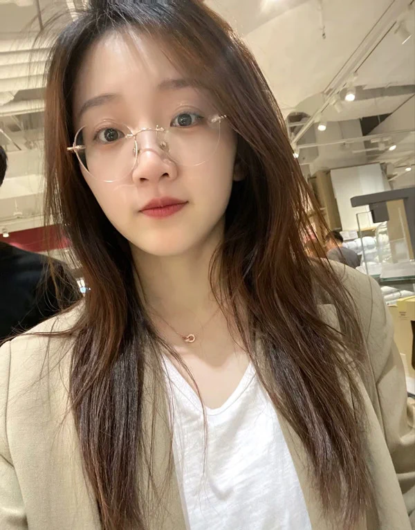 我是女菩萨我不是妓女，想给钱你们找妓女得了，别找我 随缘约炮，私信报名 https://t.co/Jjo8bxTqjX