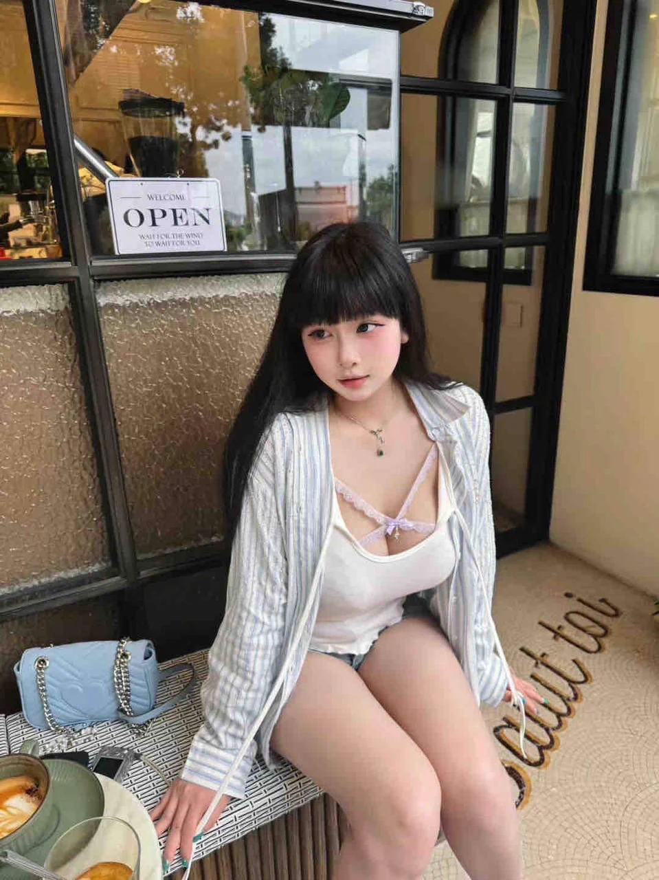 上海照片资料更新群：https://t.co/IF20iEu8Zl身高/Height 168cm꒰・胸围/Bust G꒰・体重/Weight 55kg身材微胖巨棒BBW 年龄真实学生05年（🉑看证）联系奈奈解锁任意姿势🐧：2246838209🛰️: nainaivip1🌼大V博主认证推荐，放心下单🌼门槛🚪86 备注zfb口令童颜巨乳真熊G🧸 服务性格炒鸡好～ 娃娃脸 零整容 胸粉 南方软妹 可爱幽默 无纹身不抽烟 声音甜美 皮肤光滑#上海 #静安区 #童颜巨乳 #白小纯