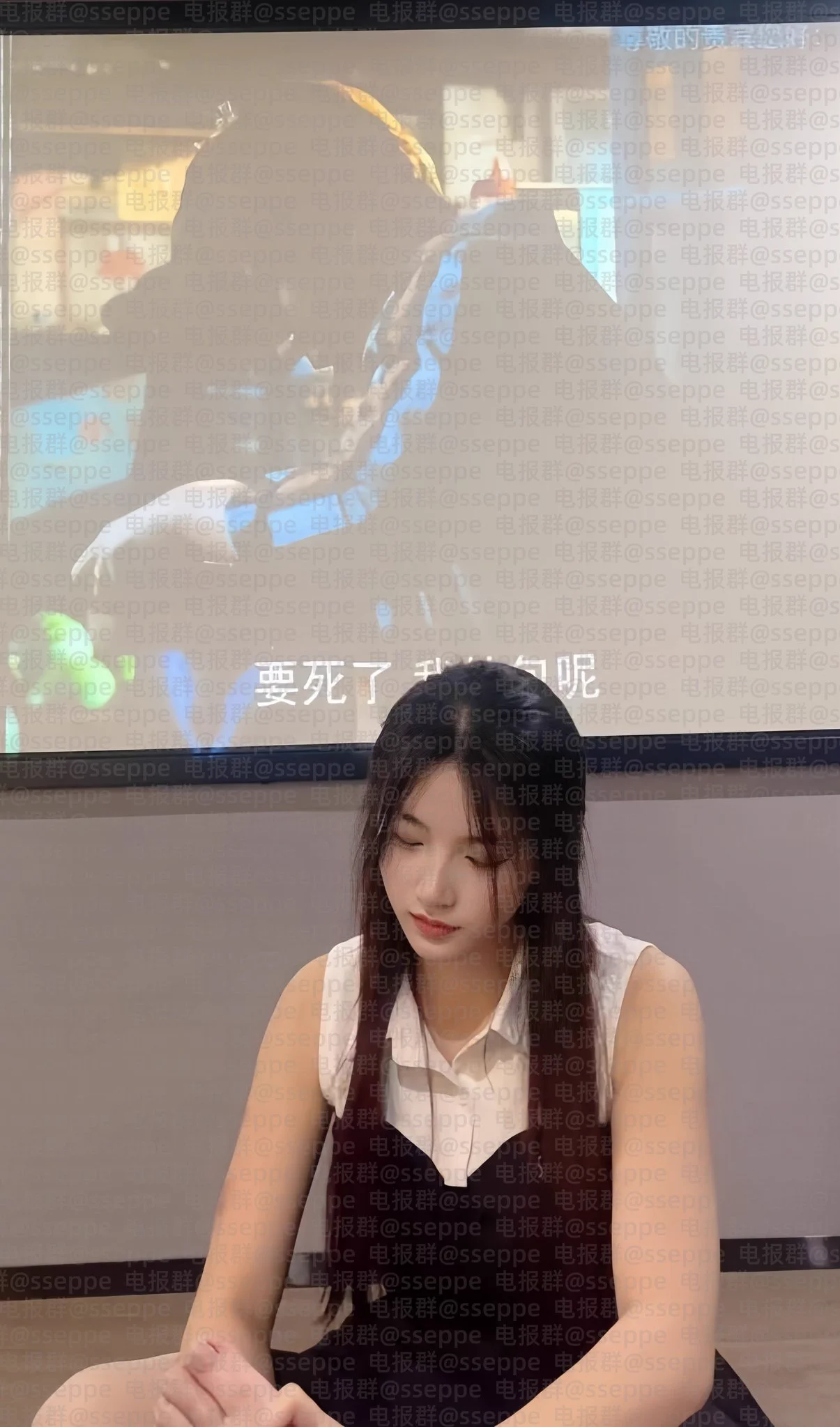 足浴明星技师月入十万,预约排到两个月之后。听说有富豪出高价插队,只为一睹芳颜。颜值堪比电影明星。苏州美女,真正的高颜值足浴技师,本人比照片更美。放大图片看水印。 https://t.co/xCJmw1SMwB