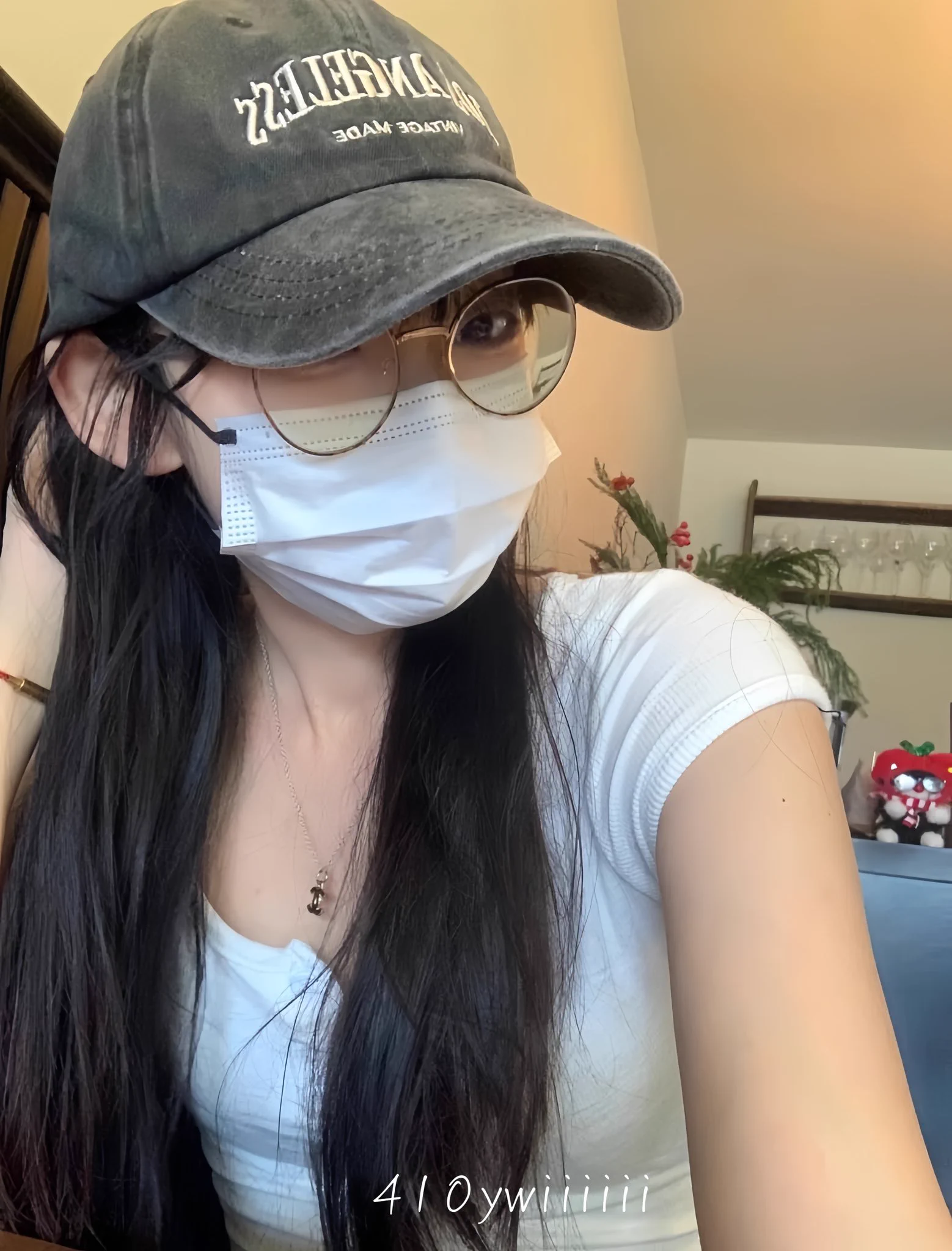 大素顏 沒洗頭走在路上還會被問多少錢？我真無語了⋯ https://t.co/t6GWosPUIV