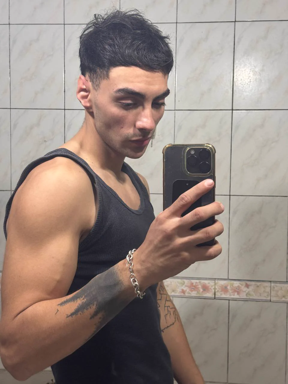 ¿Cual te gusta más? 😼 https://t.co/RSjx1SvnWB